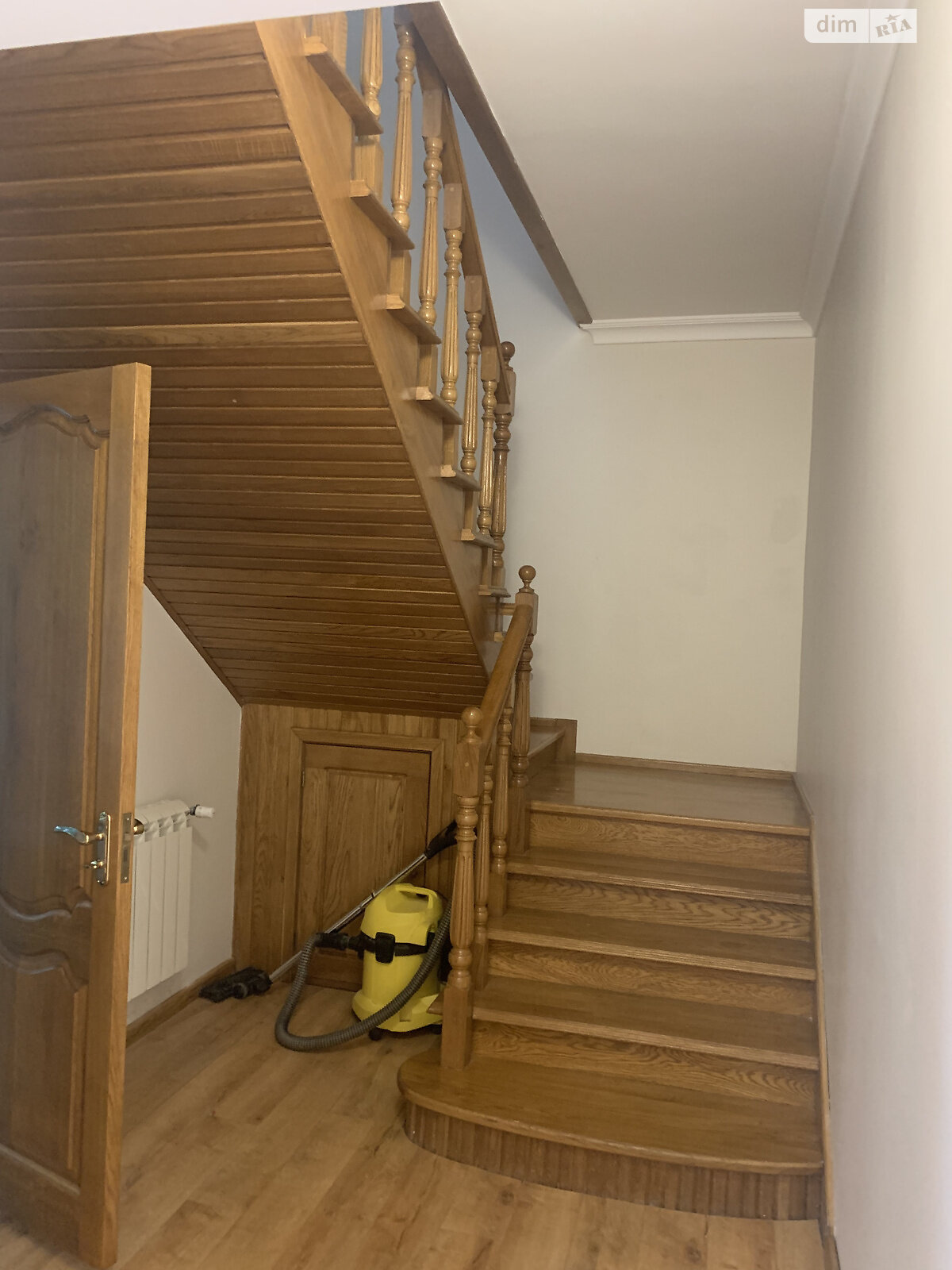 двоповерховий будинок з балконом, 290 кв. м, ракушечник (ракушняк). Продаж у Лісках фото 1 двоповерховий будинок з балконом, 290 кв. м, ракушечник (ракушняк). Продаж у Лісках фото 1