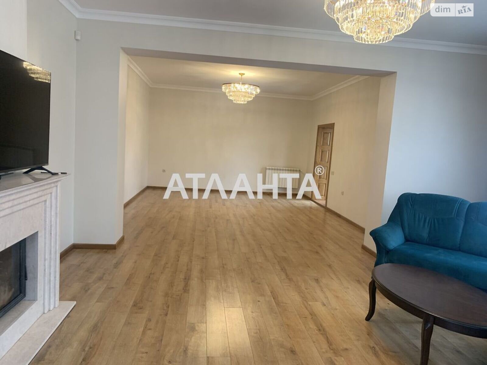 двухэтажный дом, 290 кв. м, ракушечник (ракушняк). Продажа в Лесках фото 1