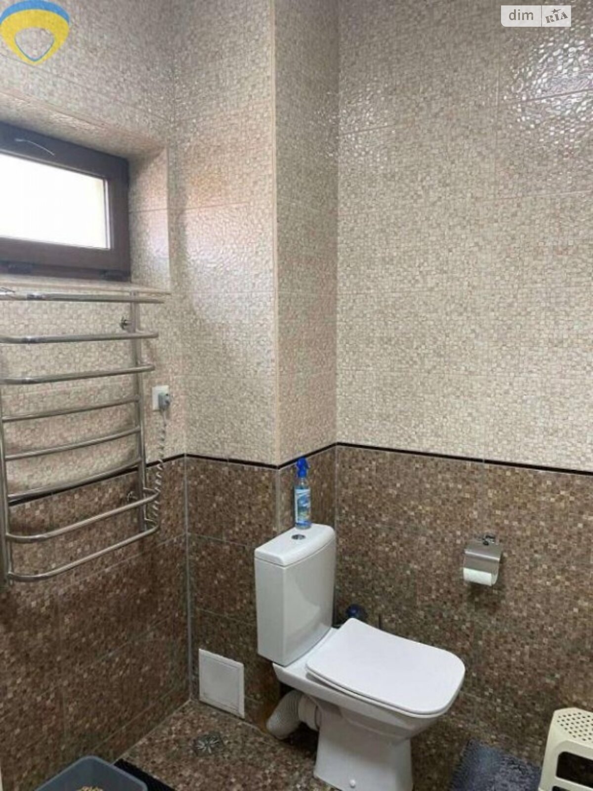 двухэтажный дом с балконом, 232 кв. м, кирпич. Продажа в Лесках фото 1