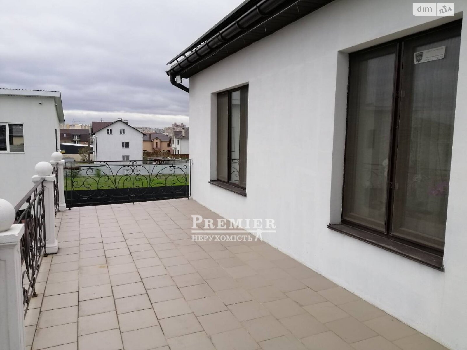 двоповерховий будинок з гаражем, 350 кв. м, цегла. Продаж у Ліски фото 1 двоповерховий будинок з гаражем, 350 кв. м, цегла. Продаж у Ліски фото 1
