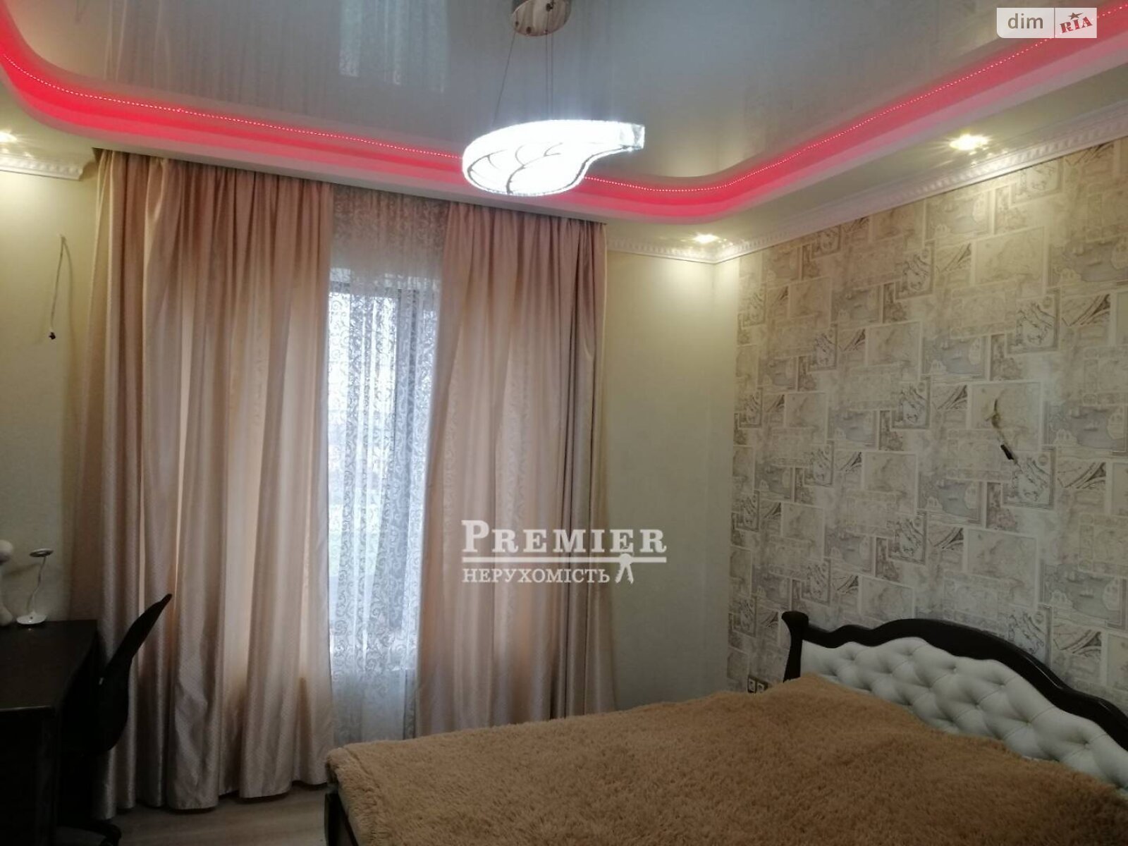 двоповерховий будинок з гаражем, 350 кв. м, цегла. Продаж у Ліски фото 1 двоповерховий будинок з гаражем, 350 кв. м, цегла. Продаж у Ліски фото 1