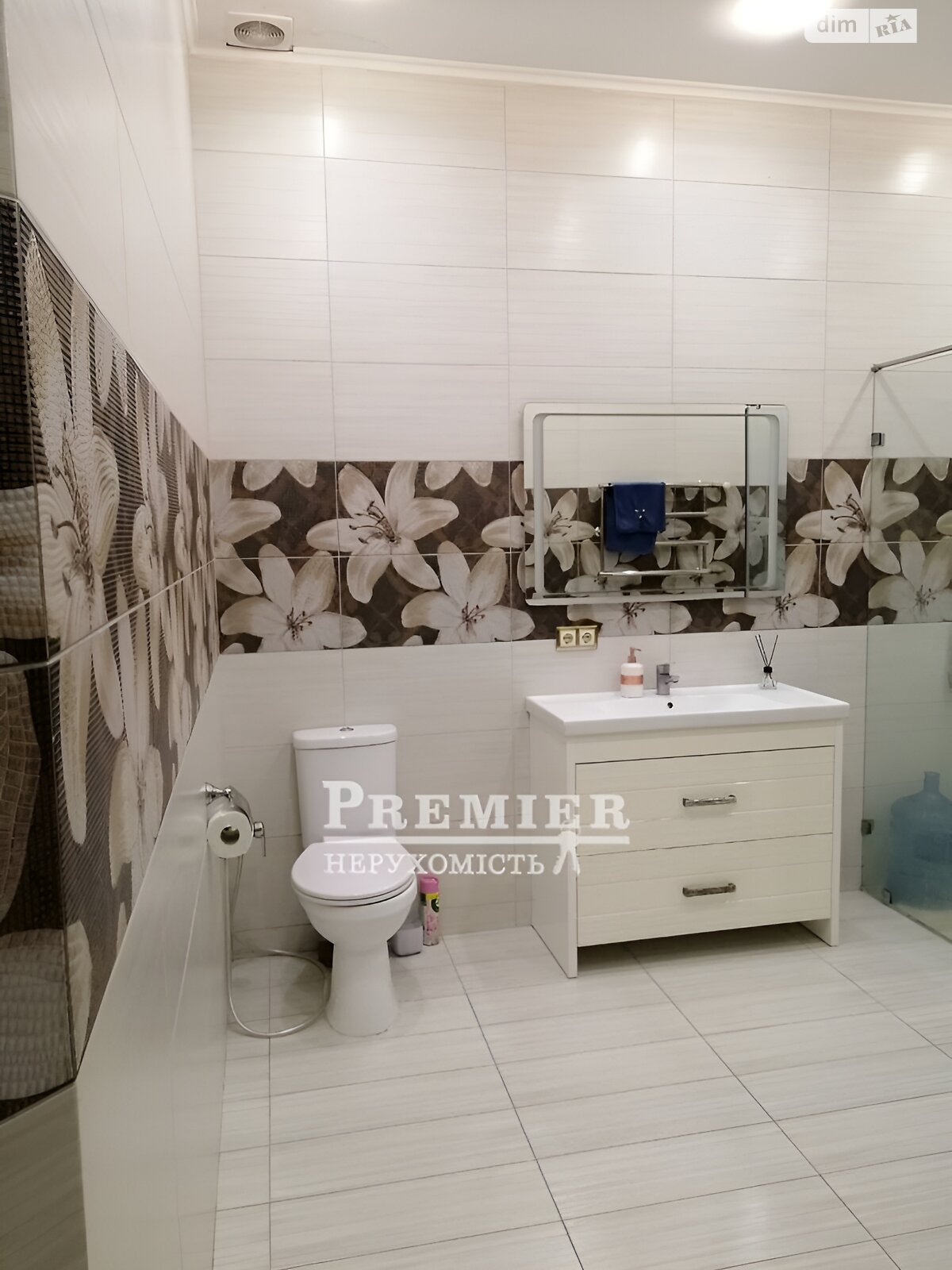 двоповерховий будинок з гаражем, 350 кв. м, цегла. Продаж у Ліски фото 1 двоповерховий будинок з гаражем, 350 кв. м, цегла. Продаж у Ліски фото 1