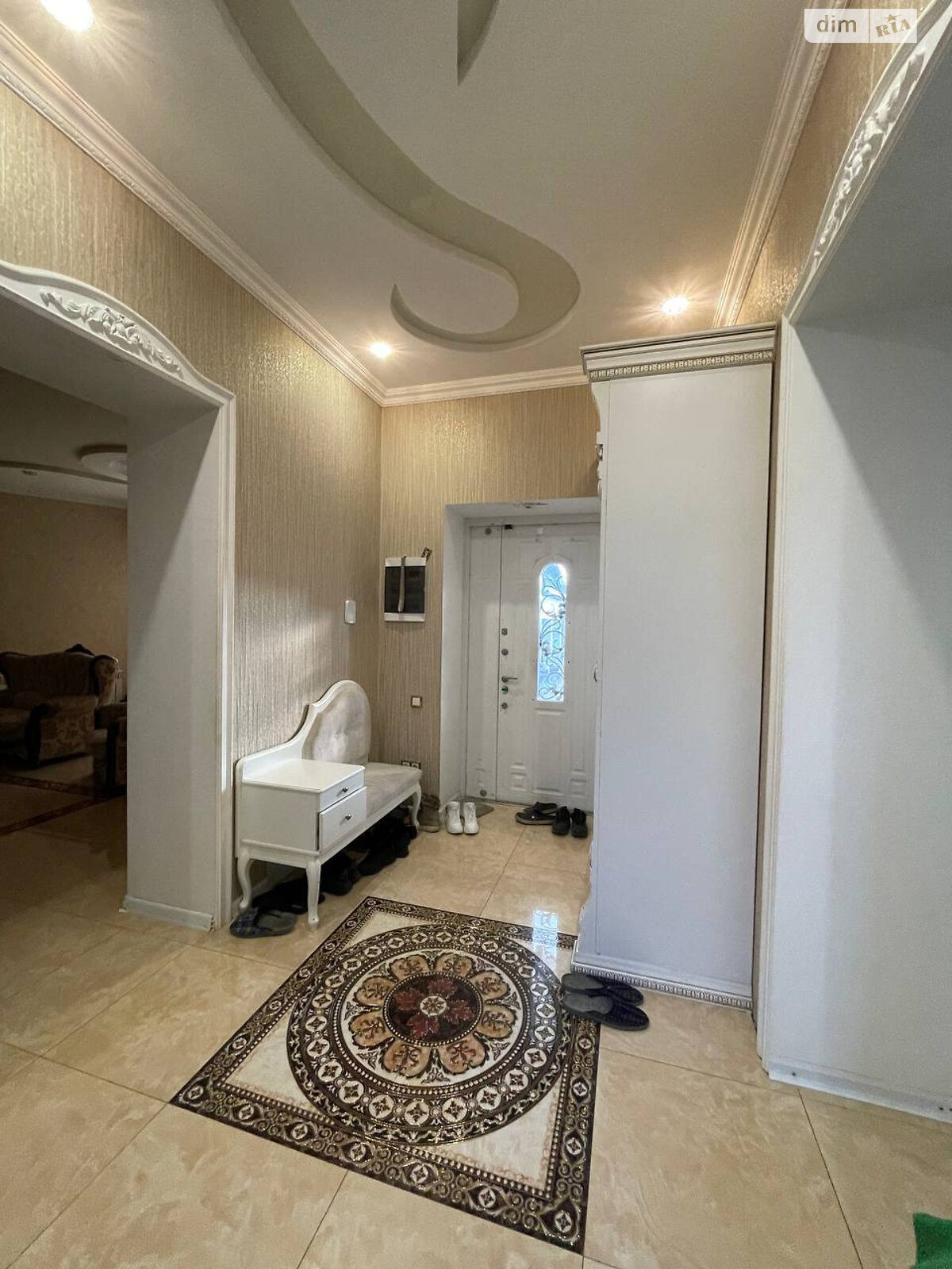 двоповерховий будинок з гаражем, 290 кв. м, цегла. Продаж у Ліски фото 1 двоповерховий будинок з гаражем, 290 кв. м, цегла. Продаж у Ліски фото 1