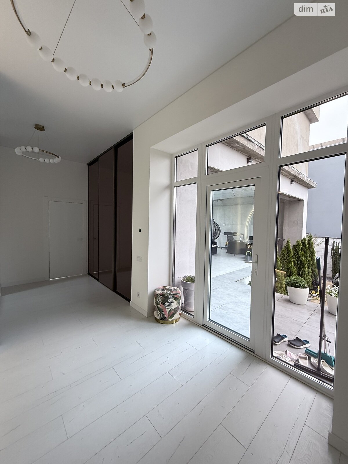 двоповерховий будинок, 380 кв. м, газобетон. Продаж у Ліски фото 1 двоповерховий будинок, 380 кв. м, газобетон. Продаж у Ліски фото 1