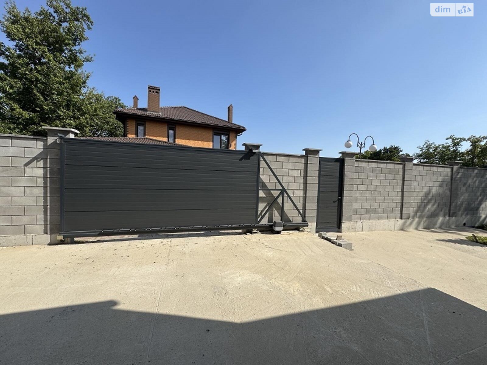 триповерховий будинок, 289.2 кв. м, цегла. Продаж у Ліски фото 1