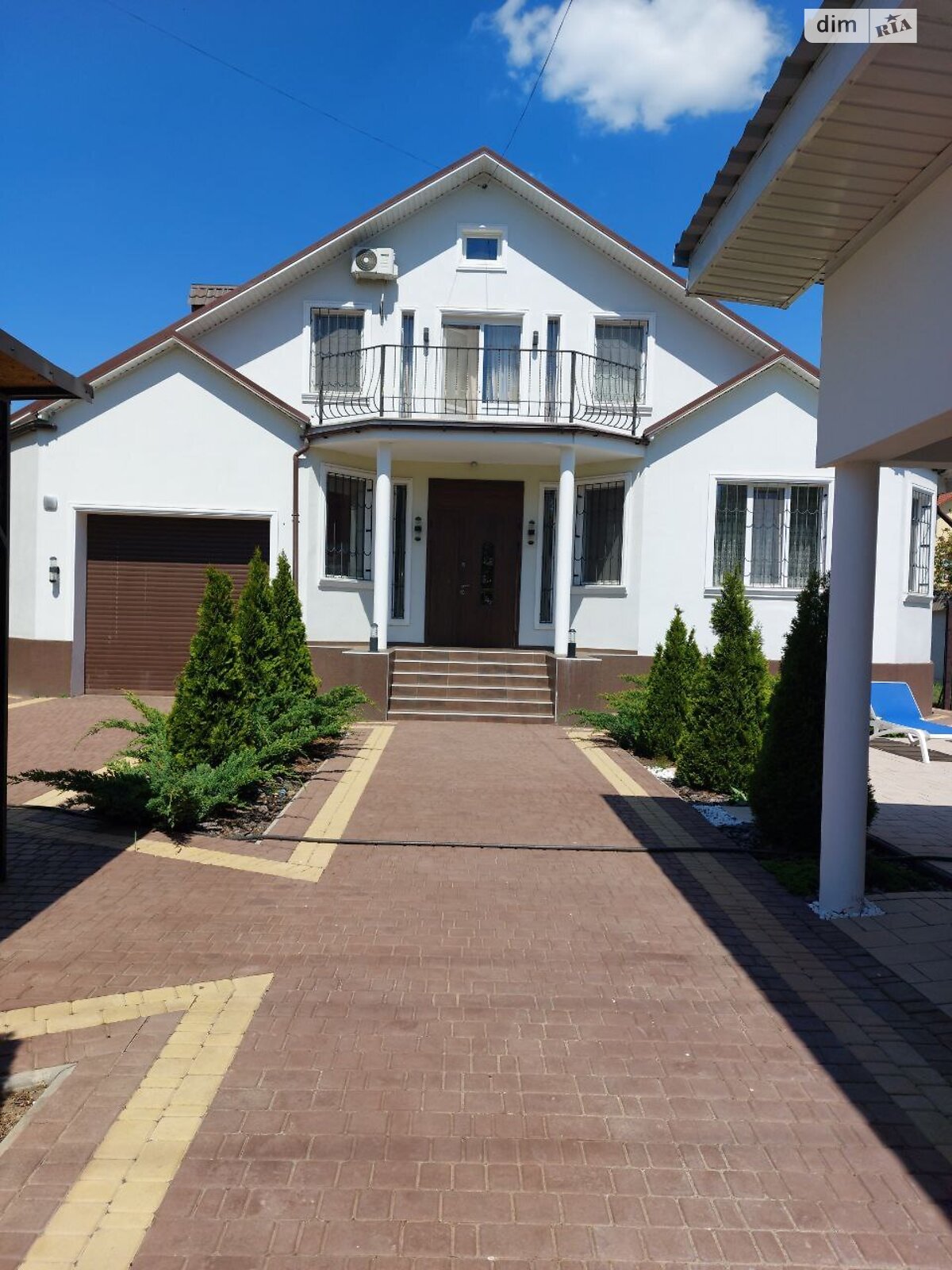двоповерховий будинок з балконом, 346.7 кв. м, цегла. Продаж у Ліски фото 1 двоповерховий будинок з балконом, 346.7 кв. м, цегла. Продаж у Ліски фото 1