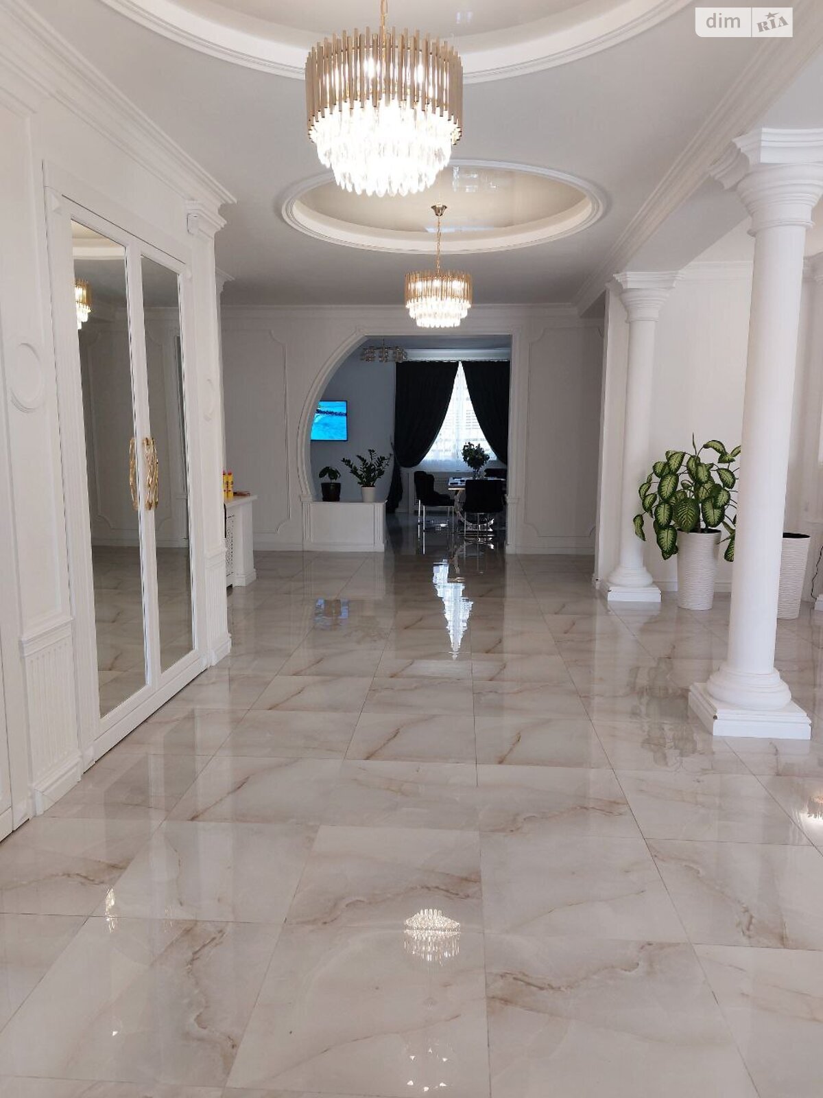 двоповерховий будинок з балконом, 346.7 кв. м, цегла. Продаж у Ліски фото 1 двоповерховий будинок з балконом, 346.7 кв. м, цегла. Продаж у Ліски фото 1