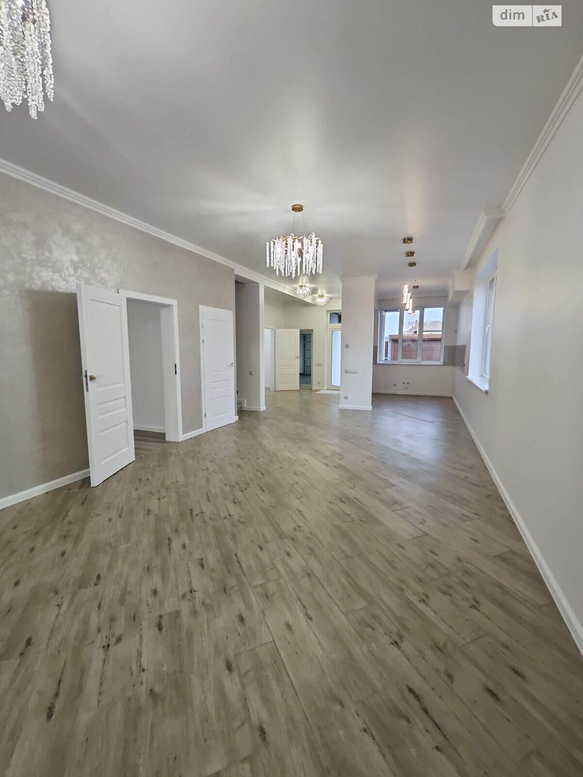 двоповерховий будинок з ремонтом, 180 кв. м, газобетон. Продаж у Ліски фото 1 двоповерховий будинок з ремонтом, 180 кв. м, газобетон. Продаж у Ліски фото 1