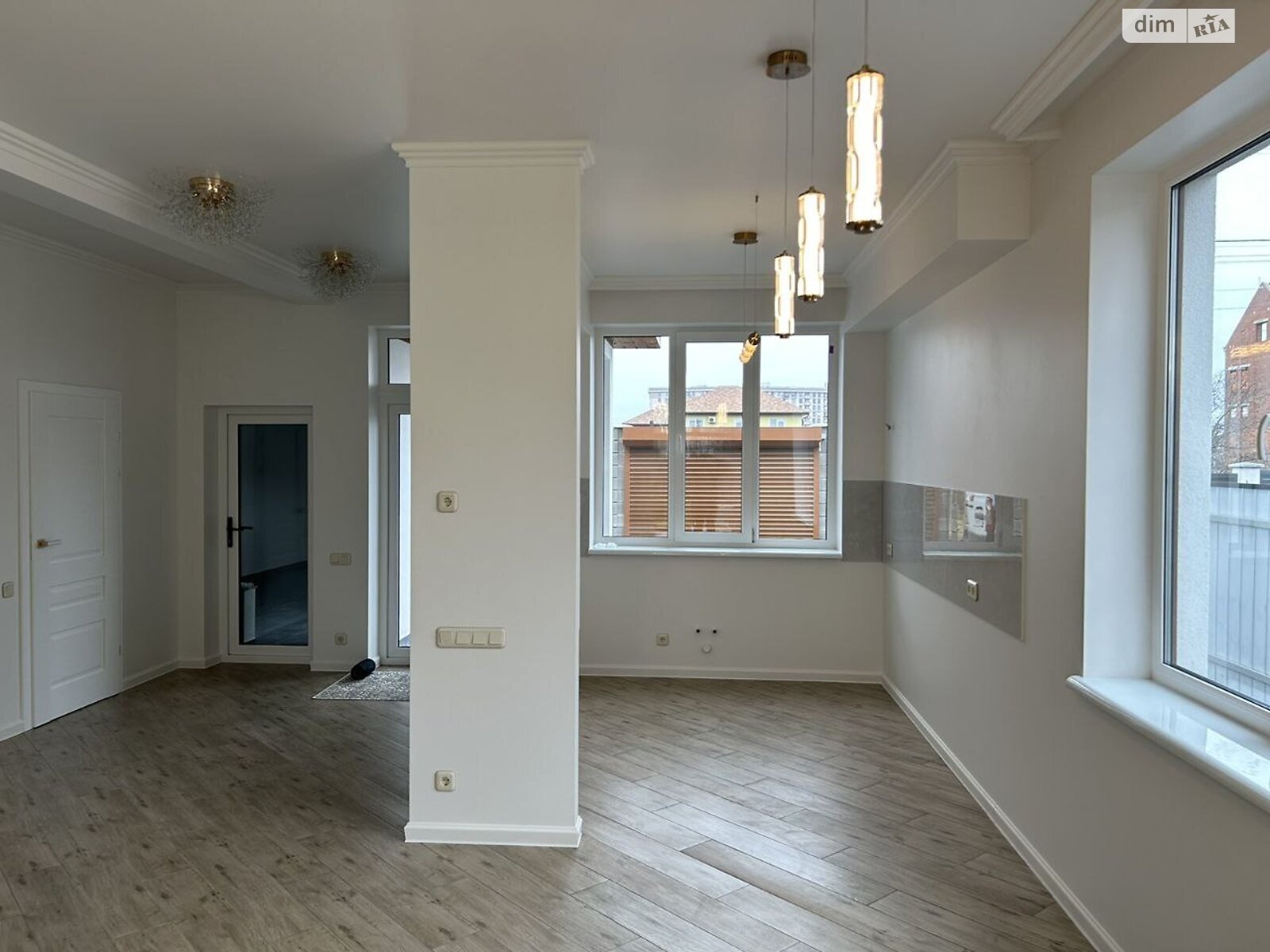 двоповерховий будинок з ремонтом, 180 кв. м, газобетон. Продаж у Ліски фото 1 двоповерховий будинок з ремонтом, 180 кв. м, газобетон. Продаж у Ліски фото 1