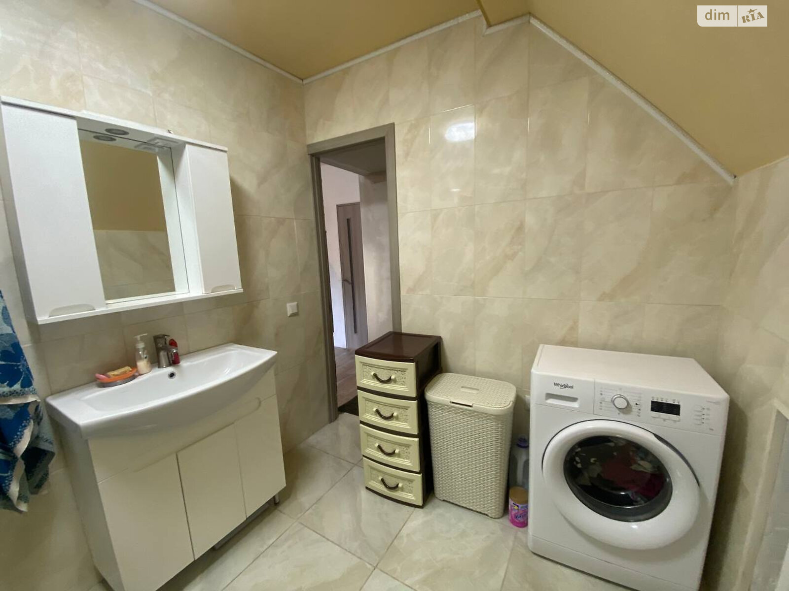 двухэтажный дом с гаражом, 130 кв. м, кирпич. Продажа в Лески фото 1 двухэтажный дом с гаражом, 130 кв. м, кирпич. Продажа в Лески фото 1