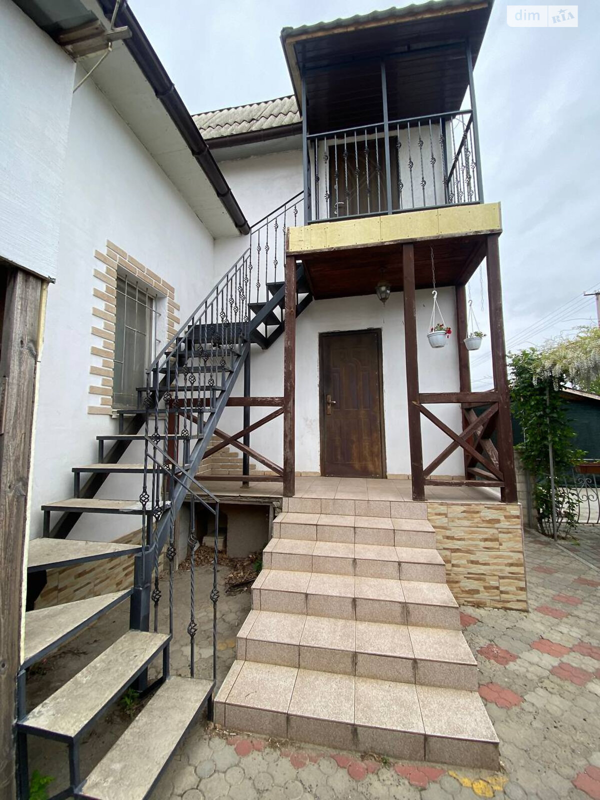 двухэтажный дом с гаражом, 130 кв. м, кирпич. Продажа в Лески фото 1 двухэтажный дом с гаражом, 130 кв. м, кирпич. Продажа в Лески фото 1