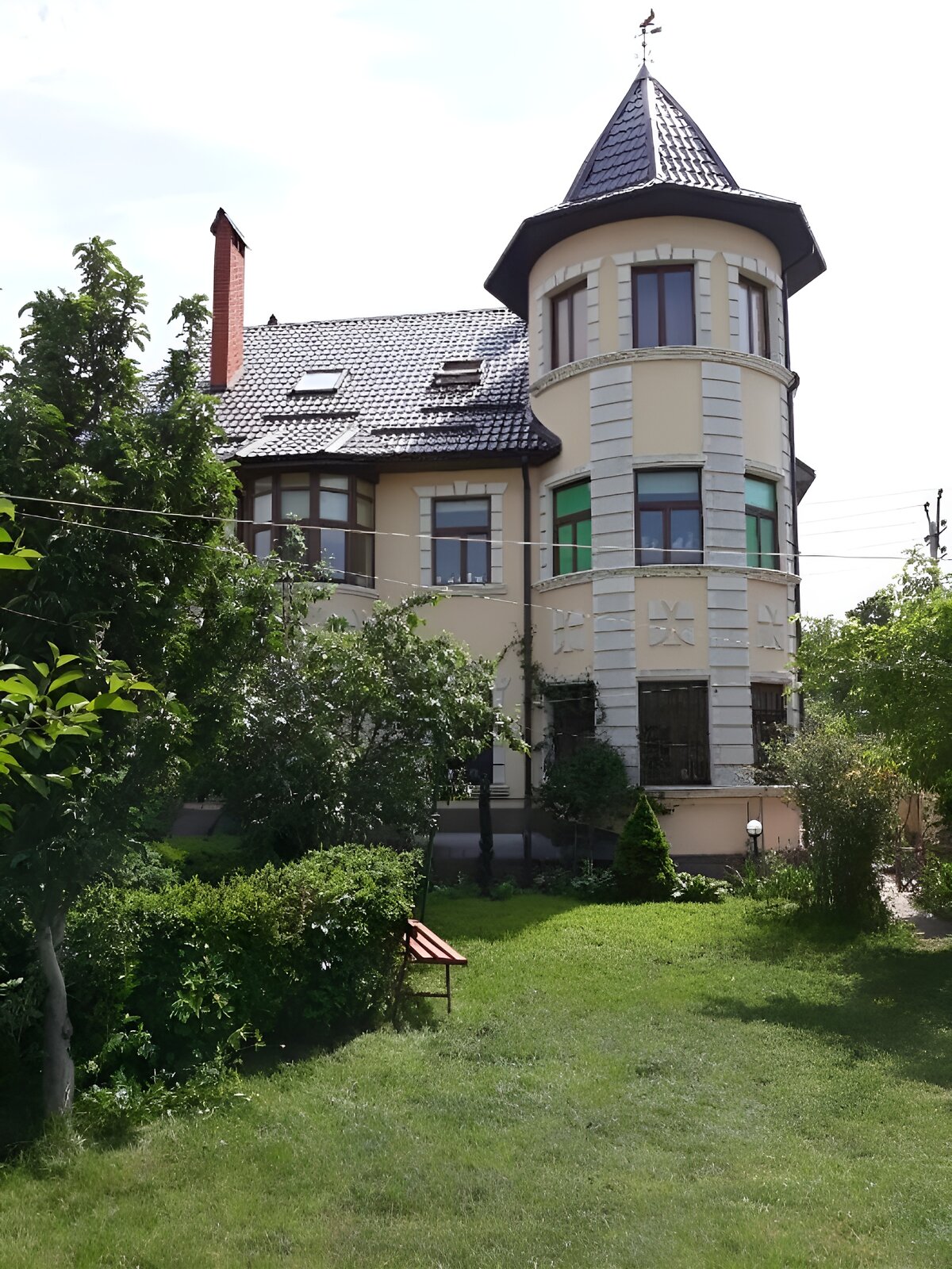 триповерховий будинок бесідка, 478 кв. м, цегла. Продаж у Ліски фото 1 триповерховий будинок бесідка, 478 кв. м, цегла. Продаж у Ліски фото 1