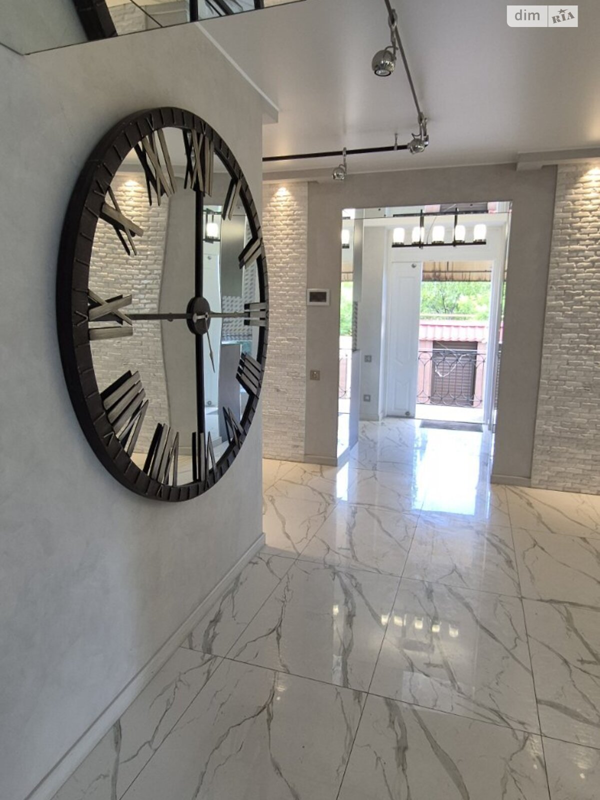 двоповерховий будинок з верандою, 260 кв. м, ракушняк. Продаж у Ліски фото 1 двоповерховий будинок з верандою, 260 кв. м, ракушняк. Продаж у Ліски фото 1
