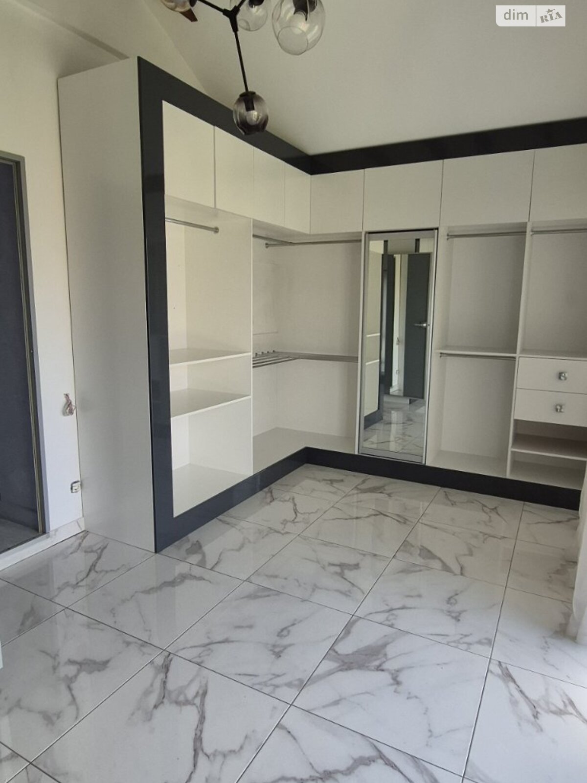 двоповерховий будинок з верандою, 260 кв. м, ракушняк. Продаж у Ліски фото 1 двоповерховий будинок з верандою, 260 кв. м, ракушняк. Продаж у Ліски фото 1