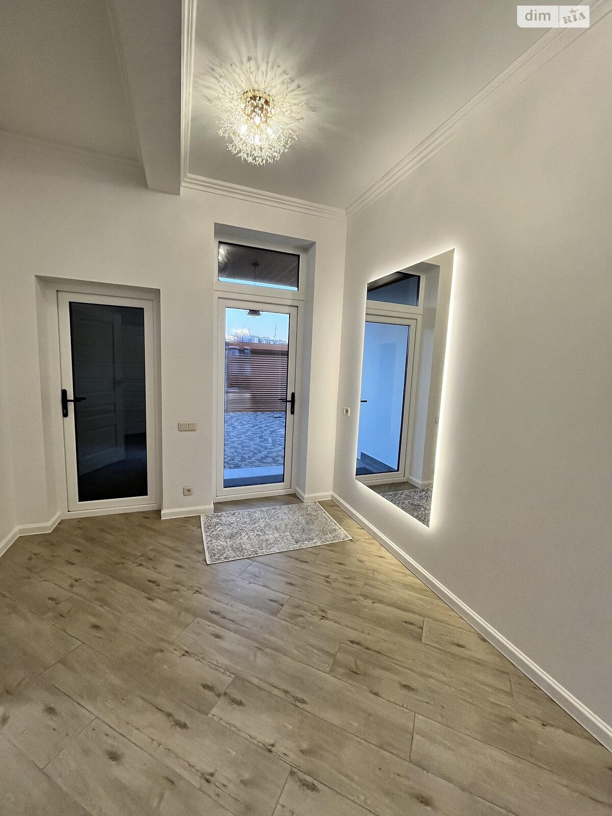двухэтажный дом с гаражом, 180 кв. м, пеноблок. Продажа в Лески фото 1 двухэтажный дом с гаражом, 180 кв. м, пеноблок. Продажа в Лески фото 1