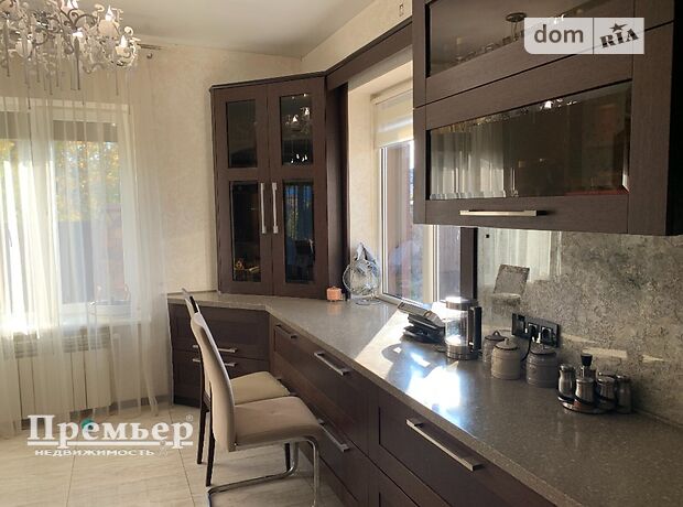 триповерховий будинок веранда, 295 кв. м, ракушняк. Продаж у Ліски фото 1 триповерховий будинок веранда, 295 кв. м, ракушняк. Продаж у Ліски фото 1