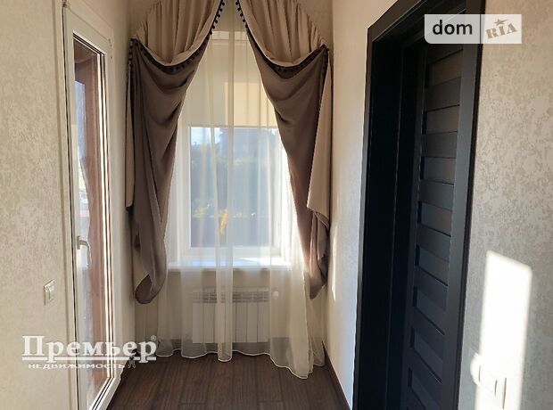 триповерховий будинок веранда, 295 кв. м, ракушняк. Продаж у Ліски фото 1 триповерховий будинок веранда, 295 кв. м, ракушняк. Продаж у Ліски фото 1
