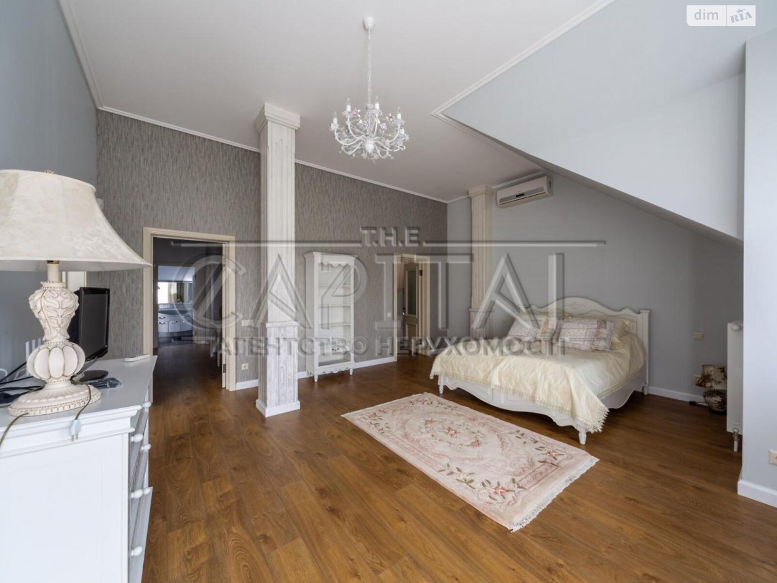 двухэтажный дом с верандой, 440 кв. м, кирпич. Продажа в Лесниках фото 1 двухэтажный дом с верандой, 440 кв. м, кирпич. Продажа в Лесниках фото 1