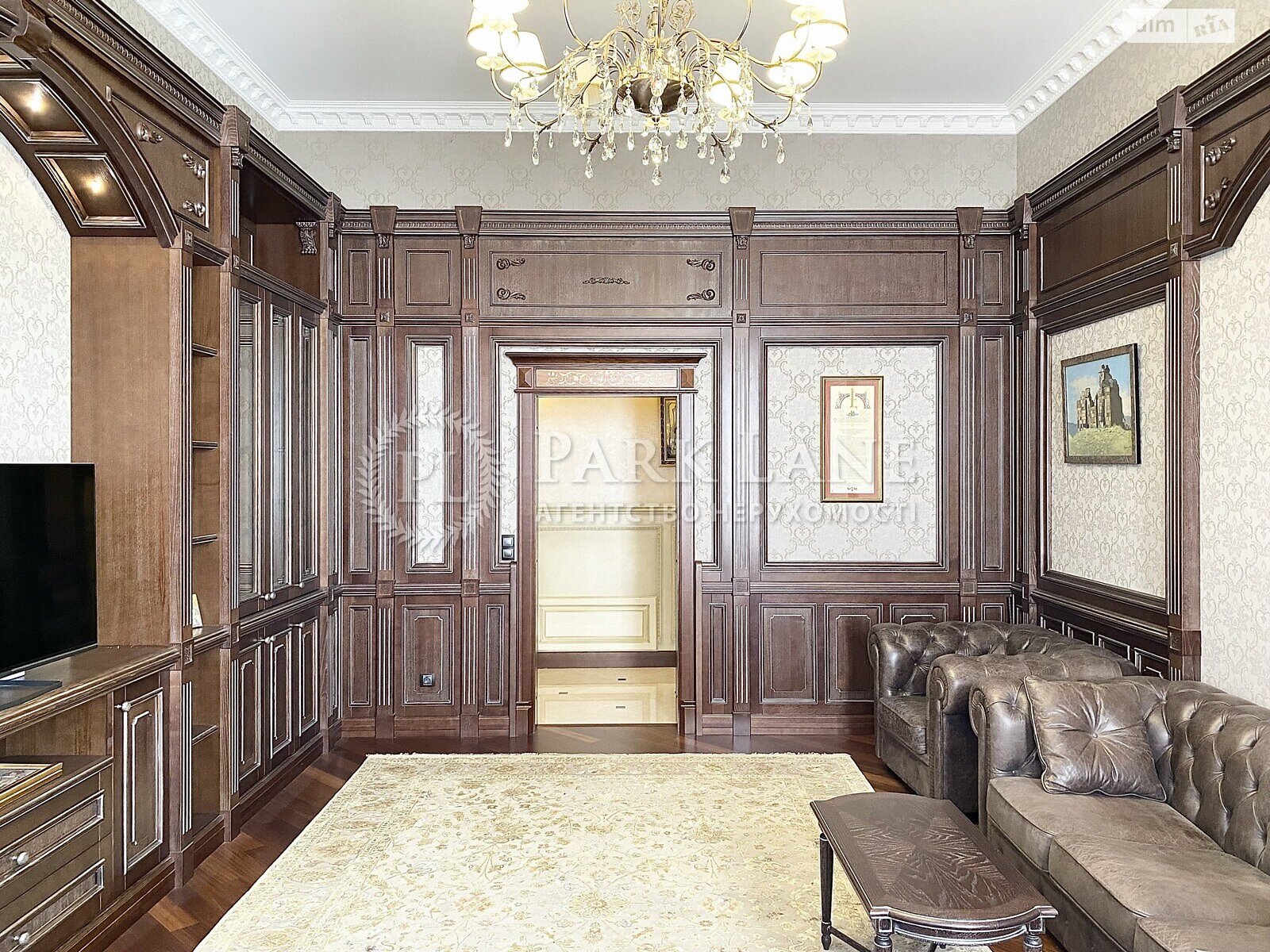 триповерховий будинок бесідка, 900 кв. м, цегла. Продаж у Лісниках фото 1 триповерховий будинок бесідка, 900 кв. м, цегла. Продаж у Лісниках фото 1