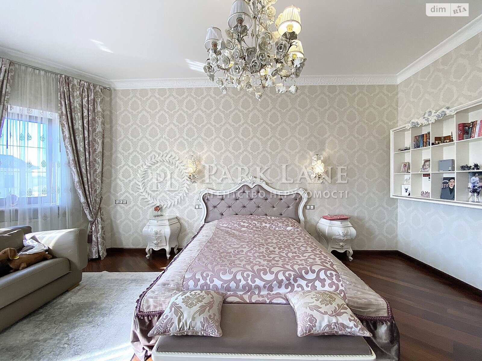 триповерховий будинок бесідка, 900 кв. м, цегла. Продаж у Лісниках фото 1 триповерховий будинок бесідка, 900 кв. м, цегла. Продаж у Лісниках фото 1