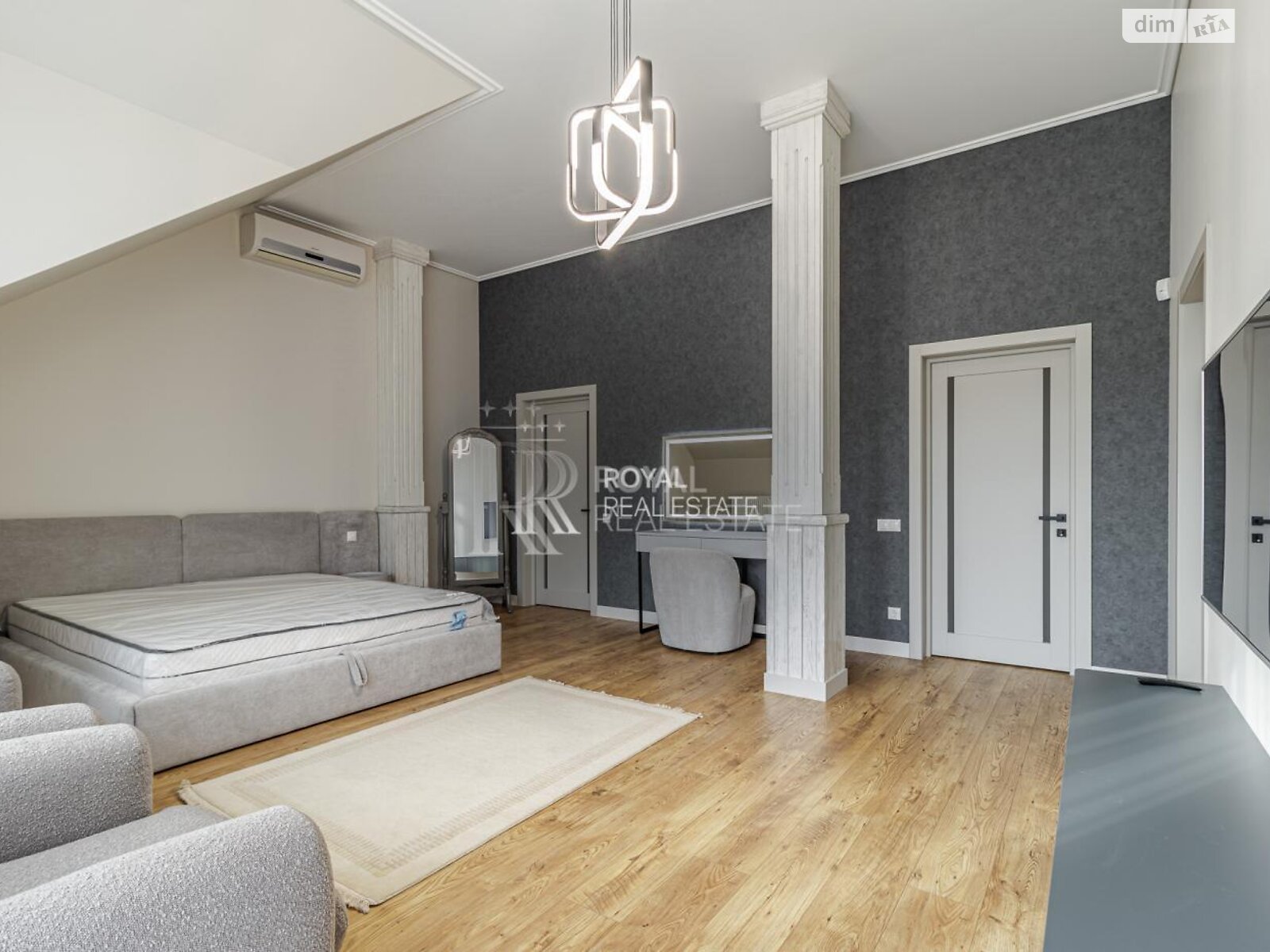 двоповерховий будинок, 440 кв. м, кирпич. Продаж у Лісниках фото 1 двоповерховий будинок, 440 кв. м, кирпич. Продаж у Лісниках фото 1