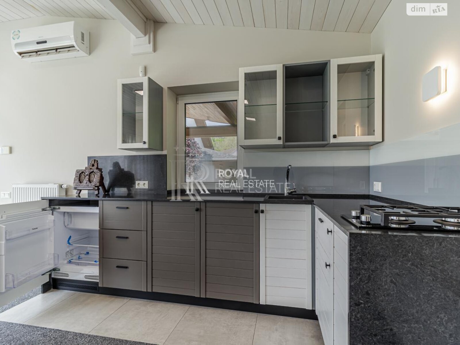 двоповерховий будинок, 440 кв. м, кирпич. Продаж у Лісниках фото 1 двоповерховий будинок, 440 кв. м, кирпич. Продаж у Лісниках фото 1