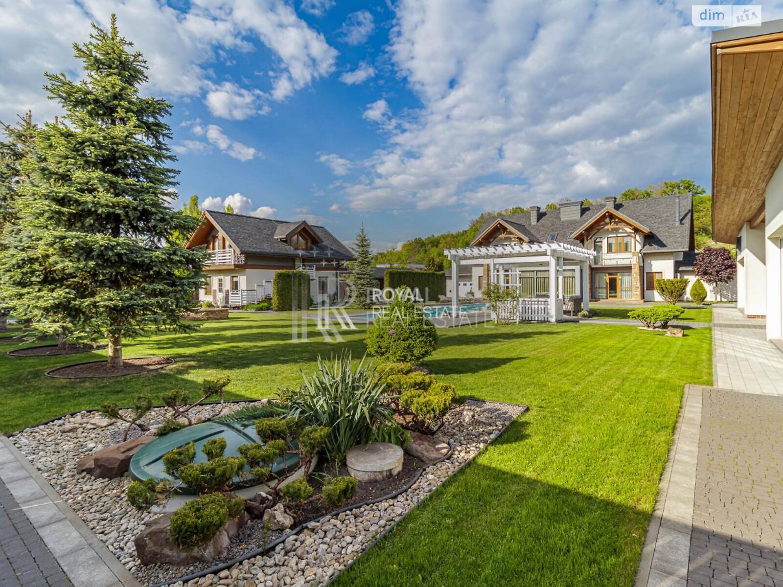 двоповерховий будинок, 440 кв. м, кирпич. Продаж у Лісниках фото 1 двоповерховий будинок, 440 кв. м, кирпич. Продаж у Лісниках фото 1
