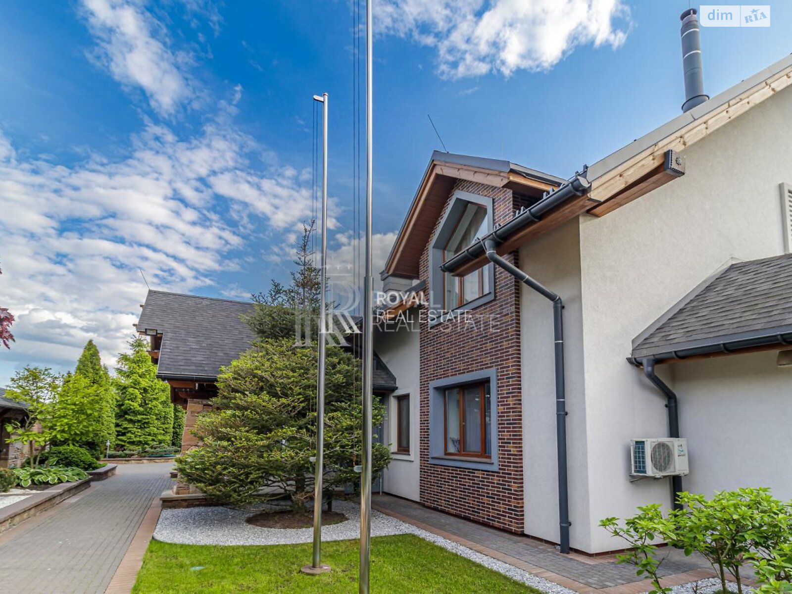 двоповерховий будинок, 440 кв. м, кирпич. Продаж у Лісниках фото 1 двоповерховий будинок, 440 кв. м, кирпич. Продаж у Лісниках фото 1