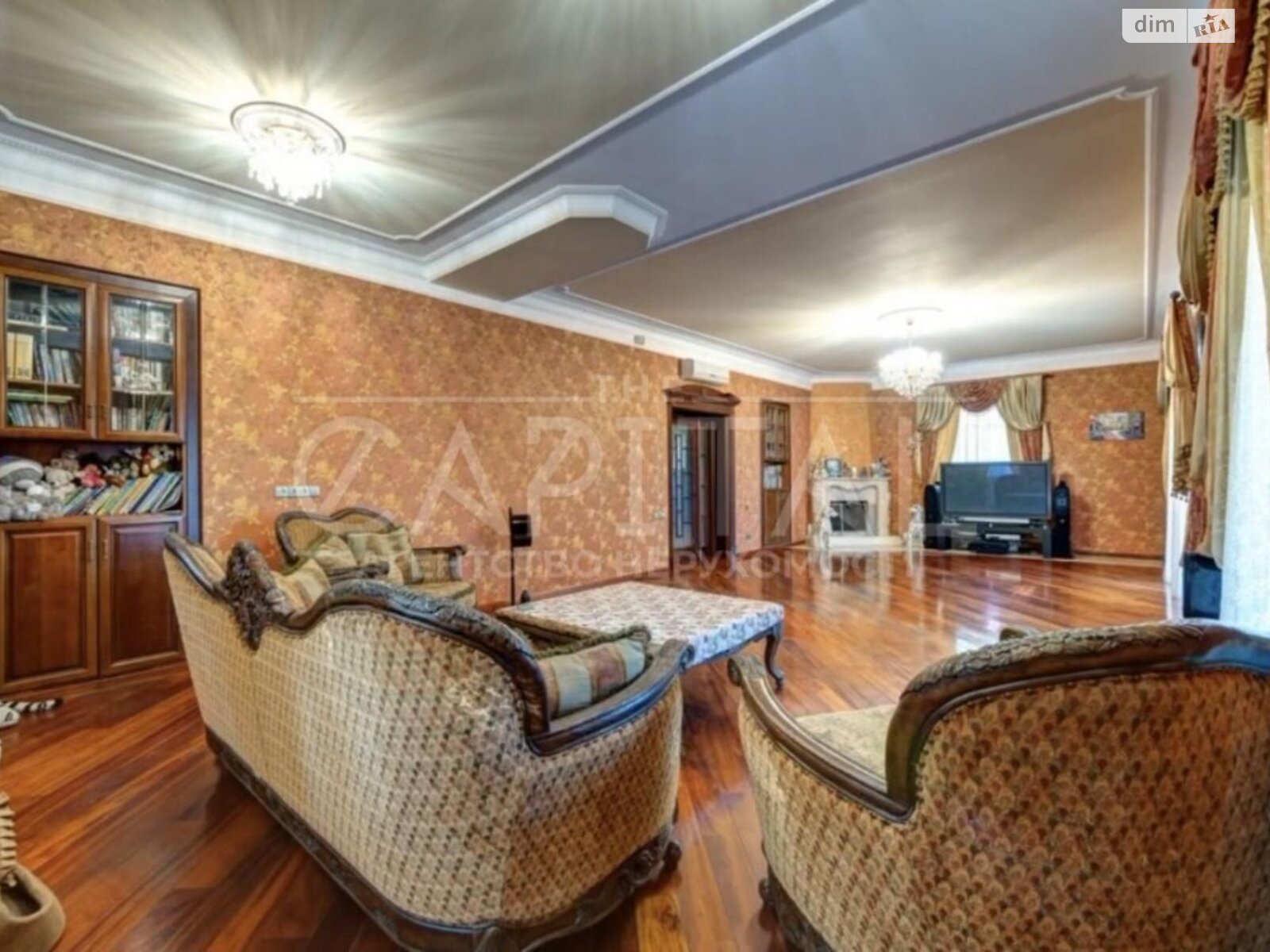 четырехэтажный дом с верандой, 790 кв. м, кирпич. Продажа в Лесниках фото 1 четырехэтажный дом с верандой, 790 кв. м, кирпич. Продажа в Лесниках фото 1
