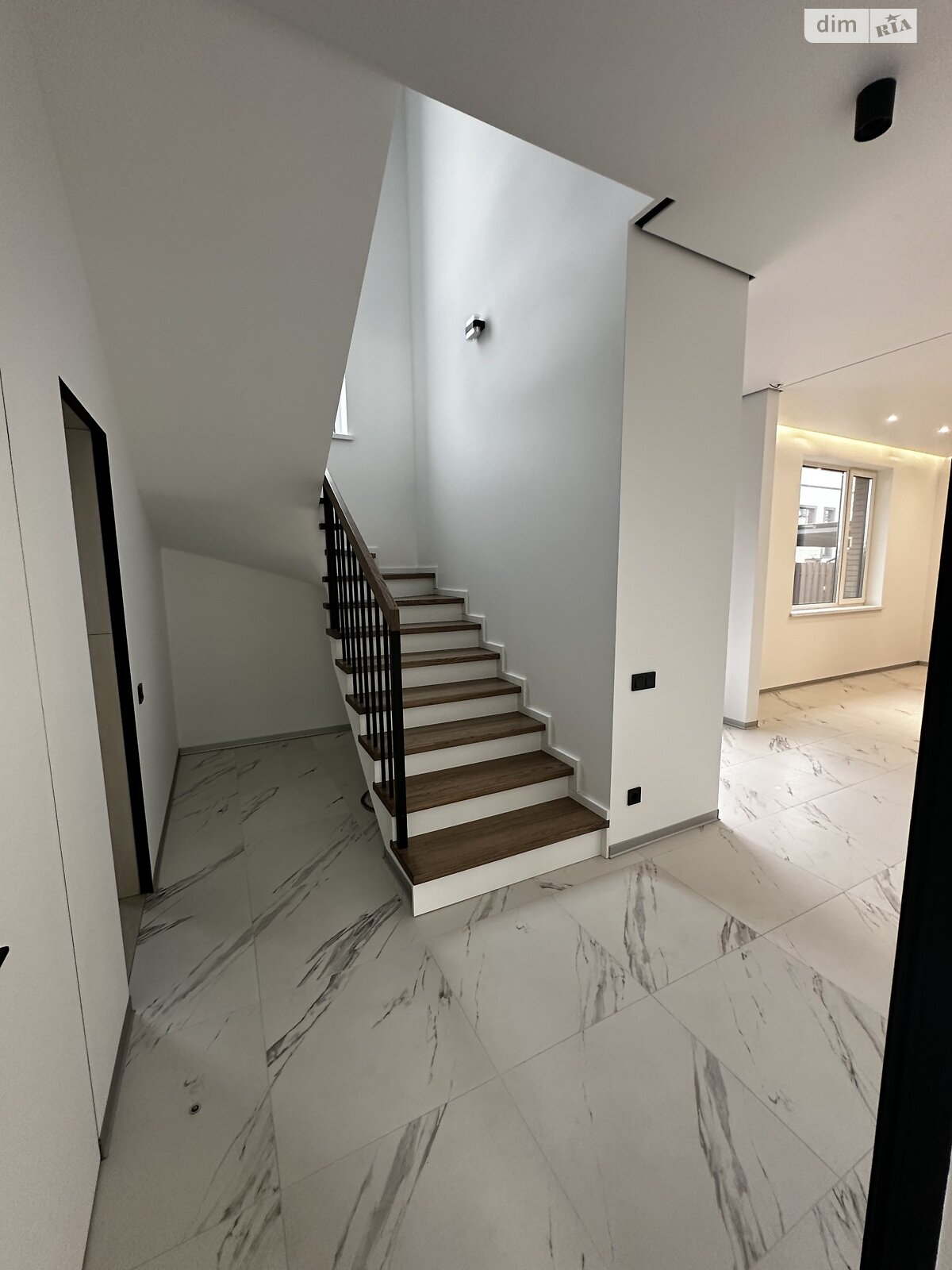 двоповерховий будинок, 155 кв. м, цегла. Продаж у Лісниках фото 1 двоповерховий будинок, 155 кв. м, цегла. Продаж у Лісниках фото 1