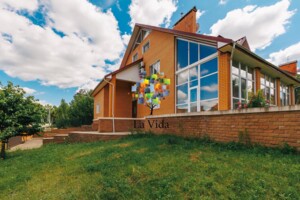 трехэтажный дом с гаражом, 634.9 кв. м, кирпич. Продажа в Лесниках фото 2