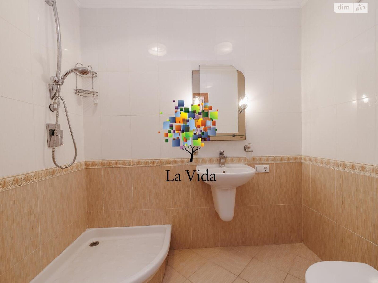 трехэтажный дом с гаражом, 634.9 кв. м, кирпич. Продажа в Лесниках фото 1 трехэтажный дом с гаражом, 634.9 кв. м, кирпич. Продажа в Лесниках фото 1