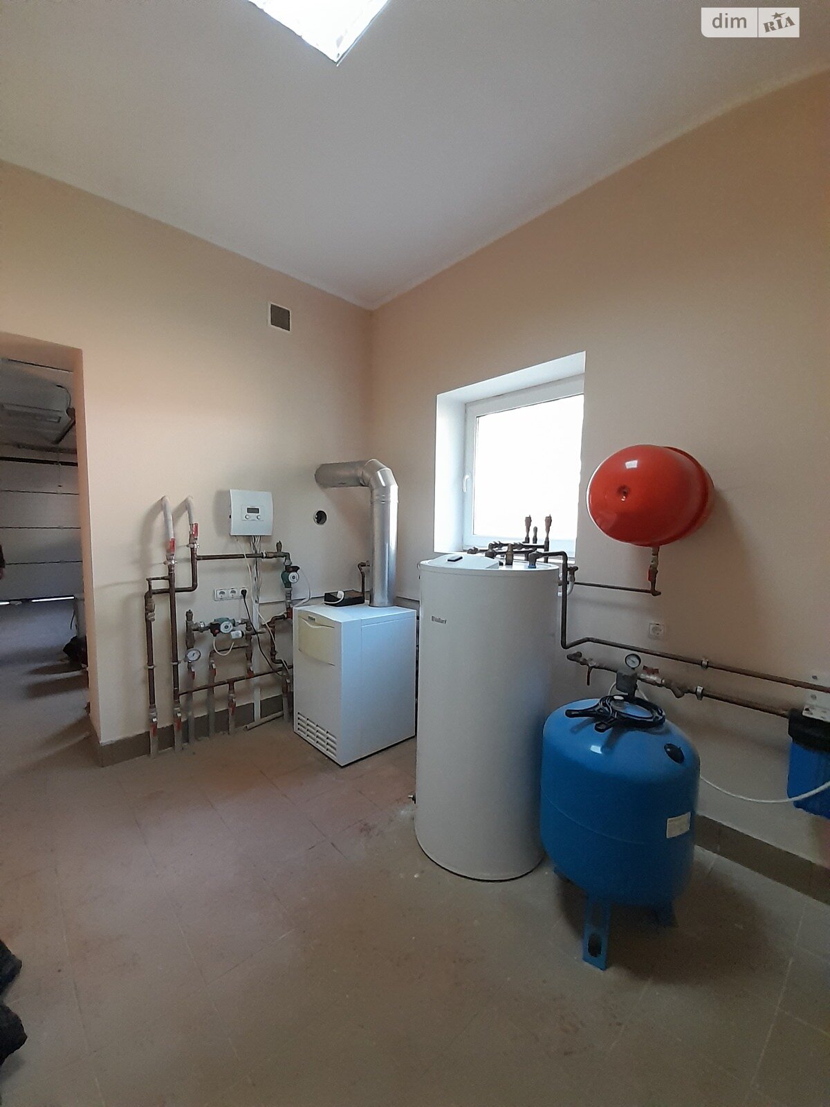 триповерховий будинок з гаражем, 386 кв. м, кирпич. Продаж у Лісниках фото 1 триповерховий будинок з гаражем, 386 кв. м, кирпич. Продаж у Лісниках фото 1