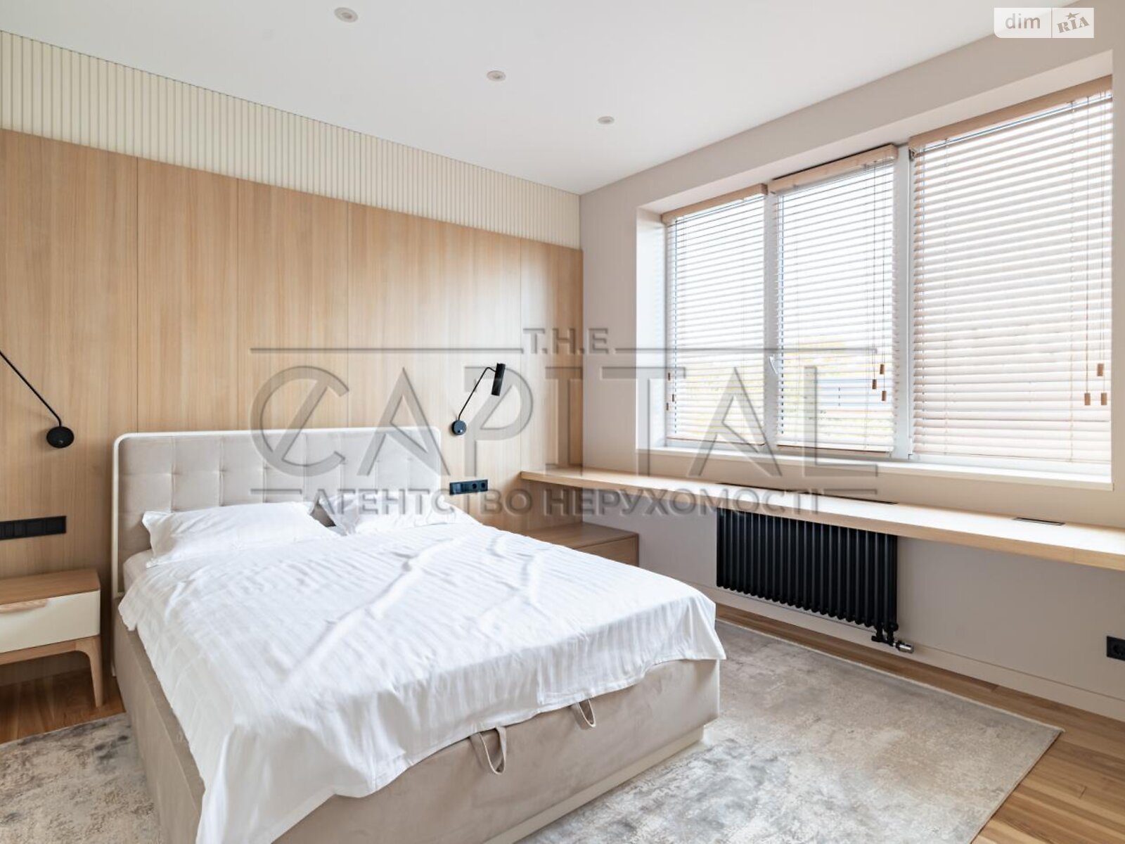 двухэтажный дом с балконом, 255 кв. м, кирпич. Продажа в Лесниках фото 1 двухэтажный дом с балконом, 255 кв. м, кирпич. Продажа в Лесниках фото 1