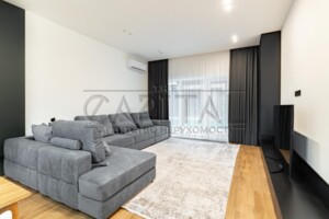 двухэтажный дом с балконом, 255 кв. м, кирпич. Продажа в Лесниках фото 2