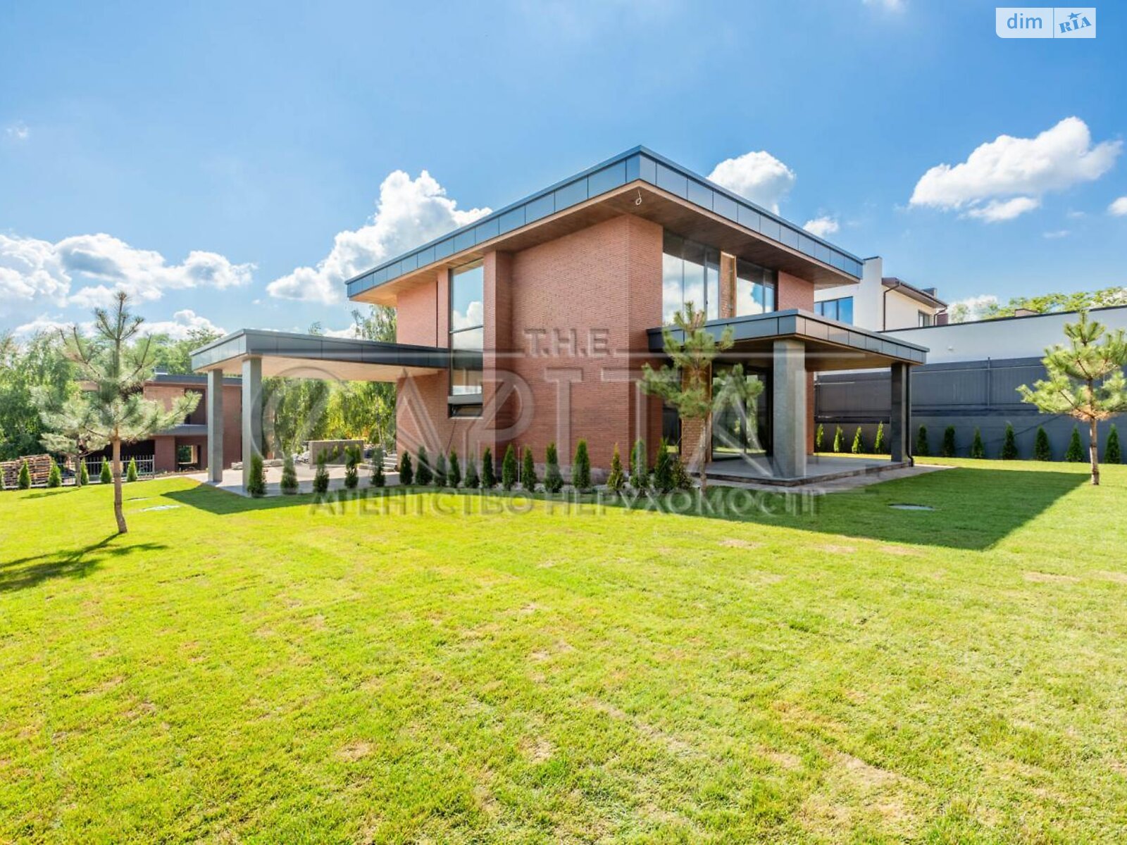 двоповерховий будинок з гаражем, 237 кв. м, цегла. Продаж у Лісниках фото 1 двоповерховий будинок з гаражем, 237 кв. м, цегла. Продаж у Лісниках фото 1