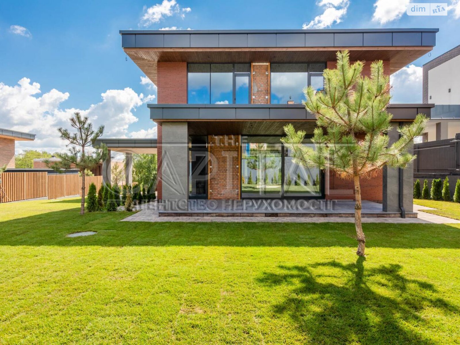 двоповерховий будинок з гаражем, 237 кв. м, цегла. Продаж у Лісниках фото 1 двоповерховий будинок з гаражем, 237 кв. м, цегла. Продаж у Лісниках фото 1