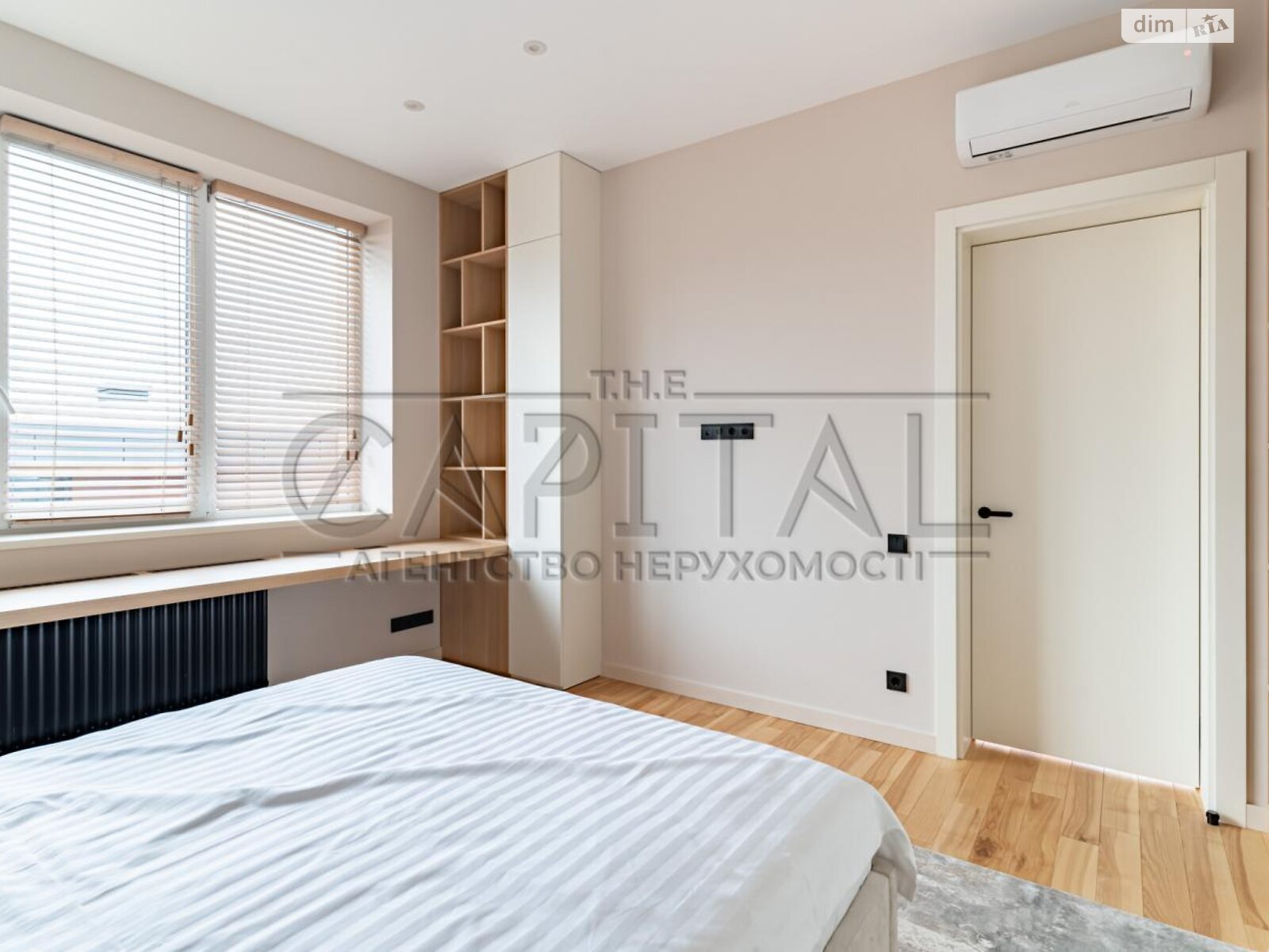 двухэтажный дом с балконом, 255 кв. м, кирпич. Продажа в Лесниках фото 1 двухэтажный дом с балконом, 255 кв. м, кирпич. Продажа в Лесниках фото 1