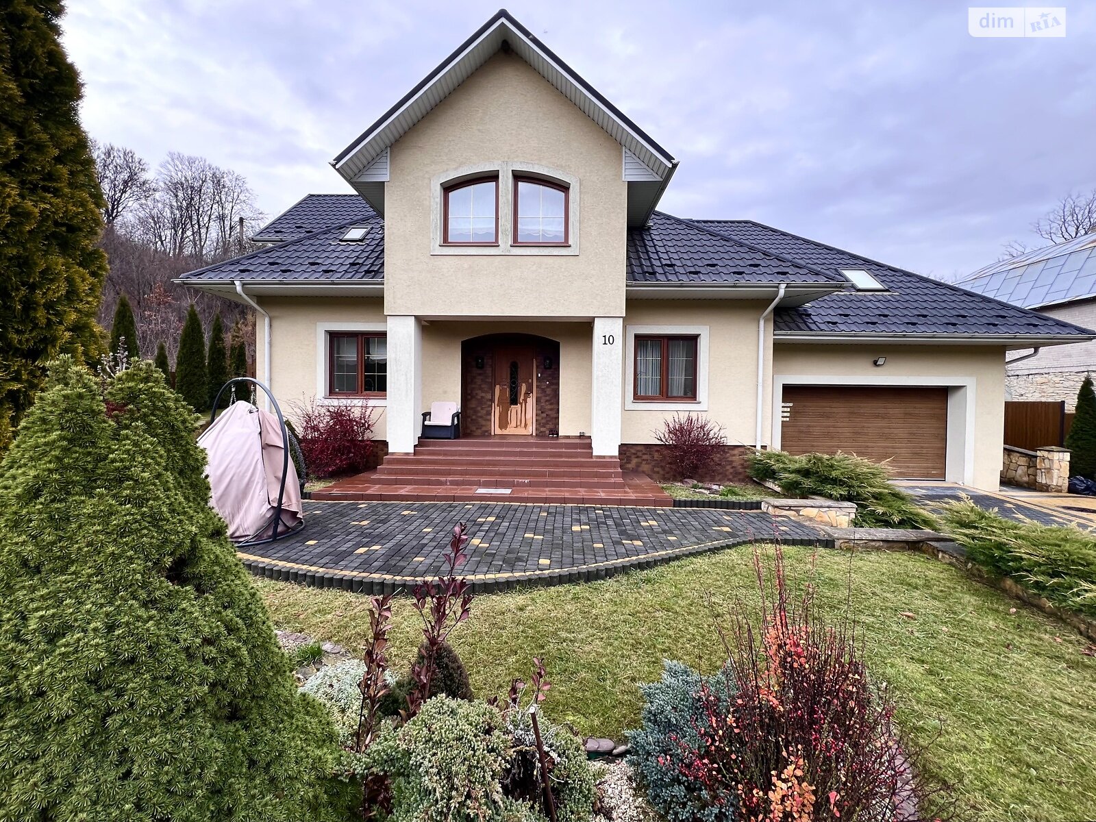 двоповерховий будинок з гаражем, 291.7 кв. м, цегла. Продаж у Лісниках фото 1 двоповерховий будинок з гаражем, 291.7 кв. м, цегла. Продаж у Лісниках фото 1