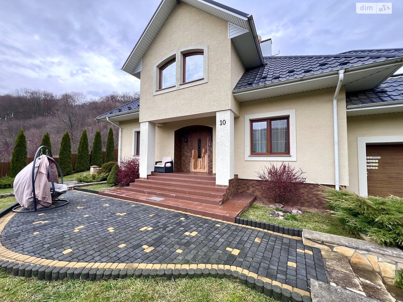 двоповерховий будинок з гаражем, 291.7 кв. м, цегла. Продаж у Лісниках фото 1 двоповерховий будинок з гаражем, 291.7 кв. м, цегла. Продаж у Лісниках фото 1