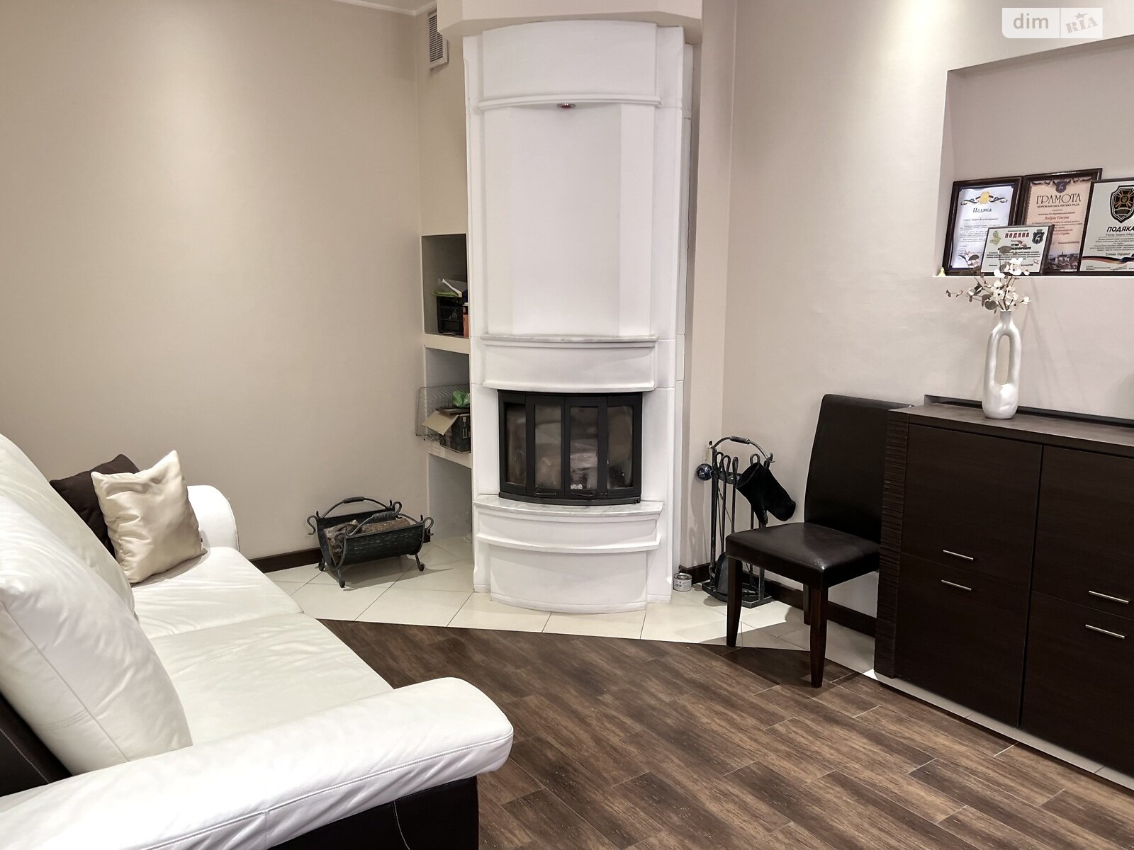 двоповерховий будинок з гаражем, 291.7 кв. м, цегла. Продаж у Лісниках фото 1 двоповерховий будинок з гаражем, 291.7 кв. м, цегла. Продаж у Лісниках фото 1