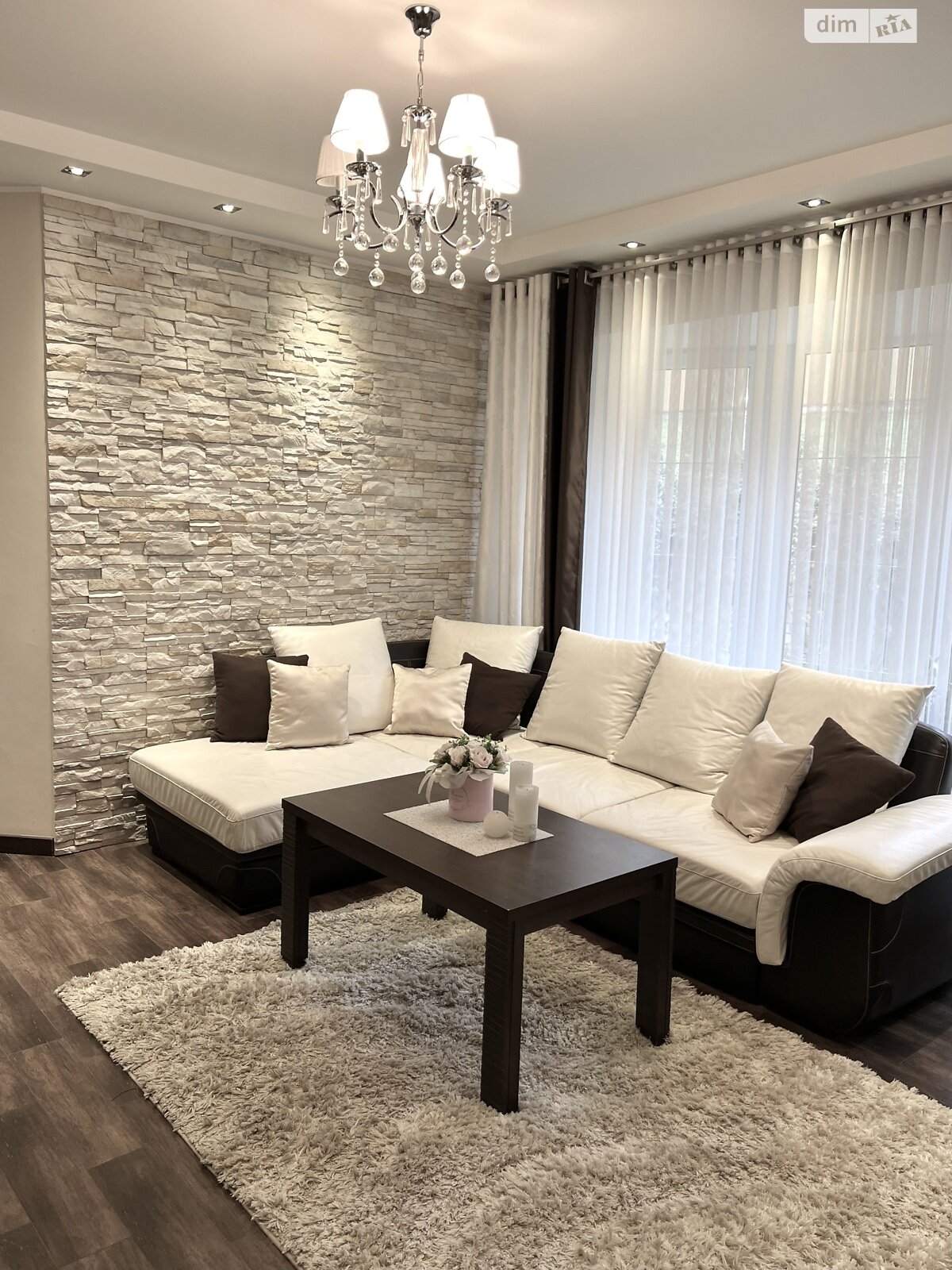 двоповерховий будинок з гаражем, 291.7 кв. м, цегла. Продаж у Лісниках фото 1 двоповерховий будинок з гаражем, 291.7 кв. м, цегла. Продаж у Лісниках фото 1