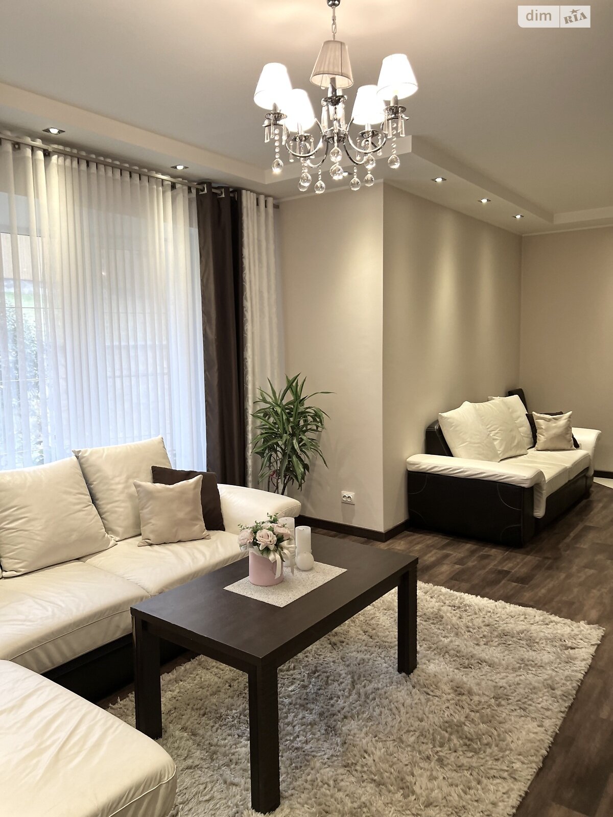 двоповерховий будинок з гаражем, 291.7 кв. м, цегла. Продаж у Лісниках фото 1 двоповерховий будинок з гаражем, 291.7 кв. м, цегла. Продаж у Лісниках фото 1