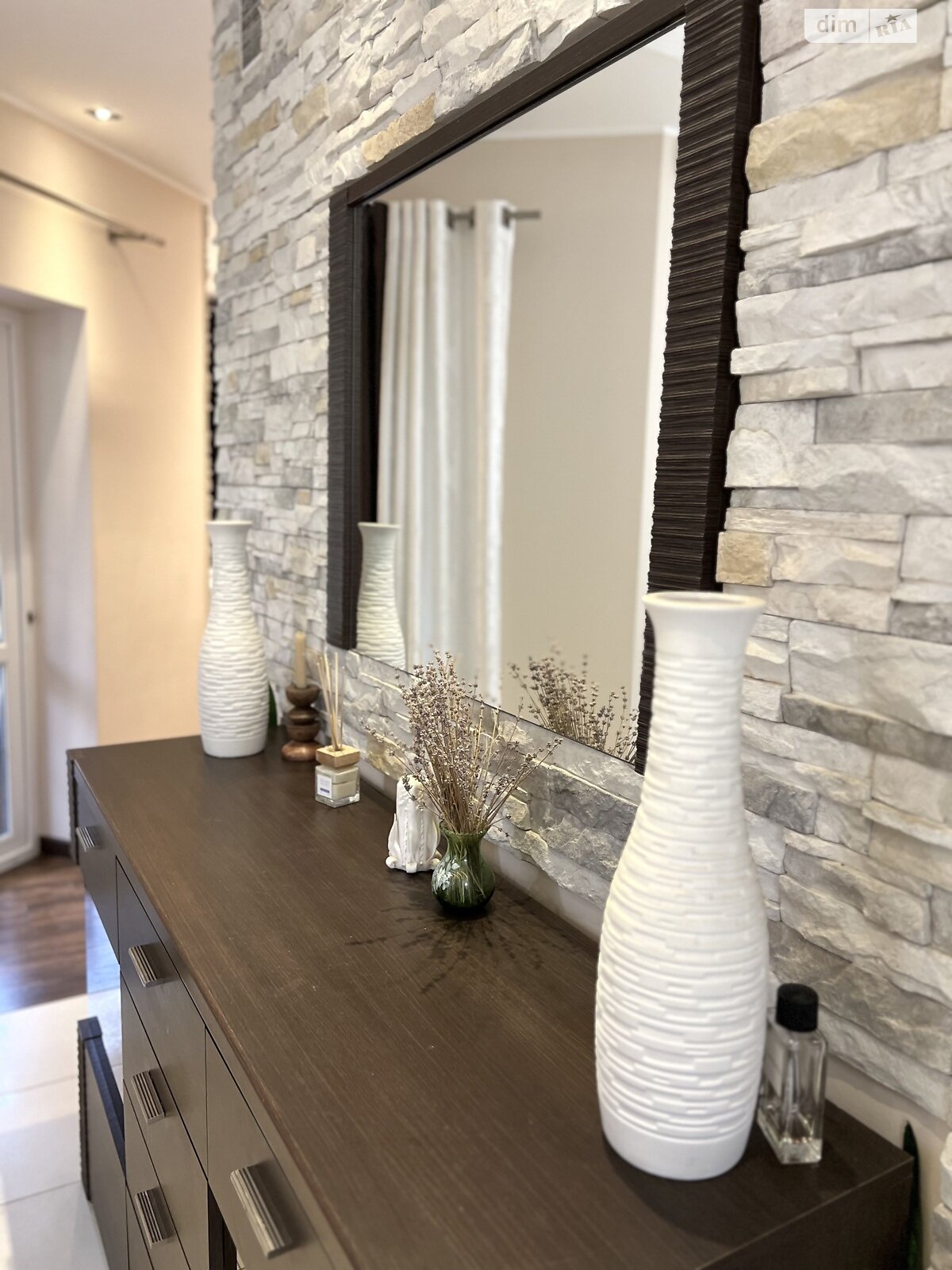 двоповерховий будинок з гаражем, 291.7 кв. м, цегла. Продаж у Лісниках фото 1 двоповерховий будинок з гаражем, 291.7 кв. м, цегла. Продаж у Лісниках фото 1