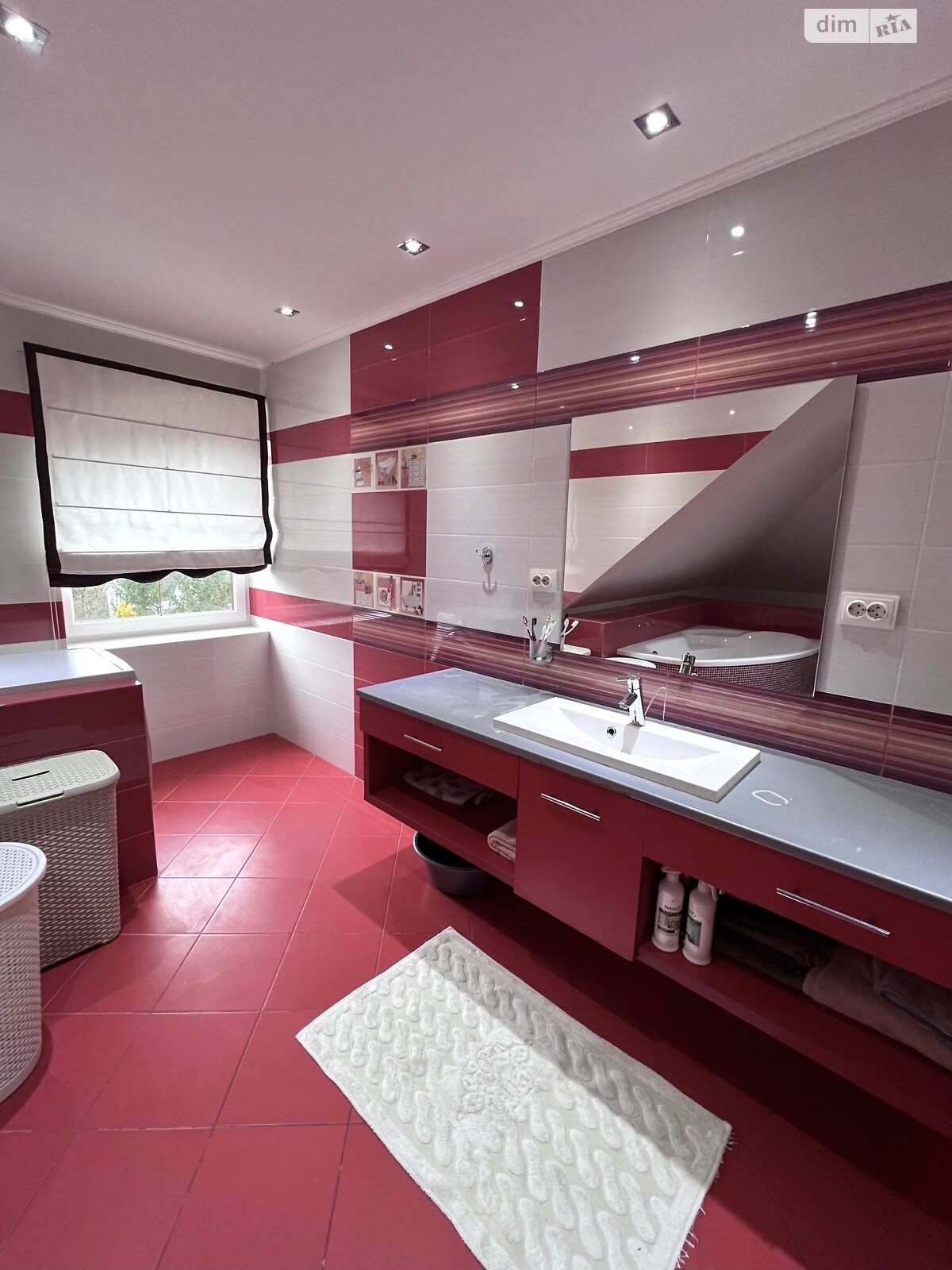 двоповерховий будинок з гаражем, 291.7 кв. м, цегла. Продаж у Лісниках фото 1 двоповерховий будинок з гаражем, 291.7 кв. м, цегла. Продаж у Лісниках фото 1