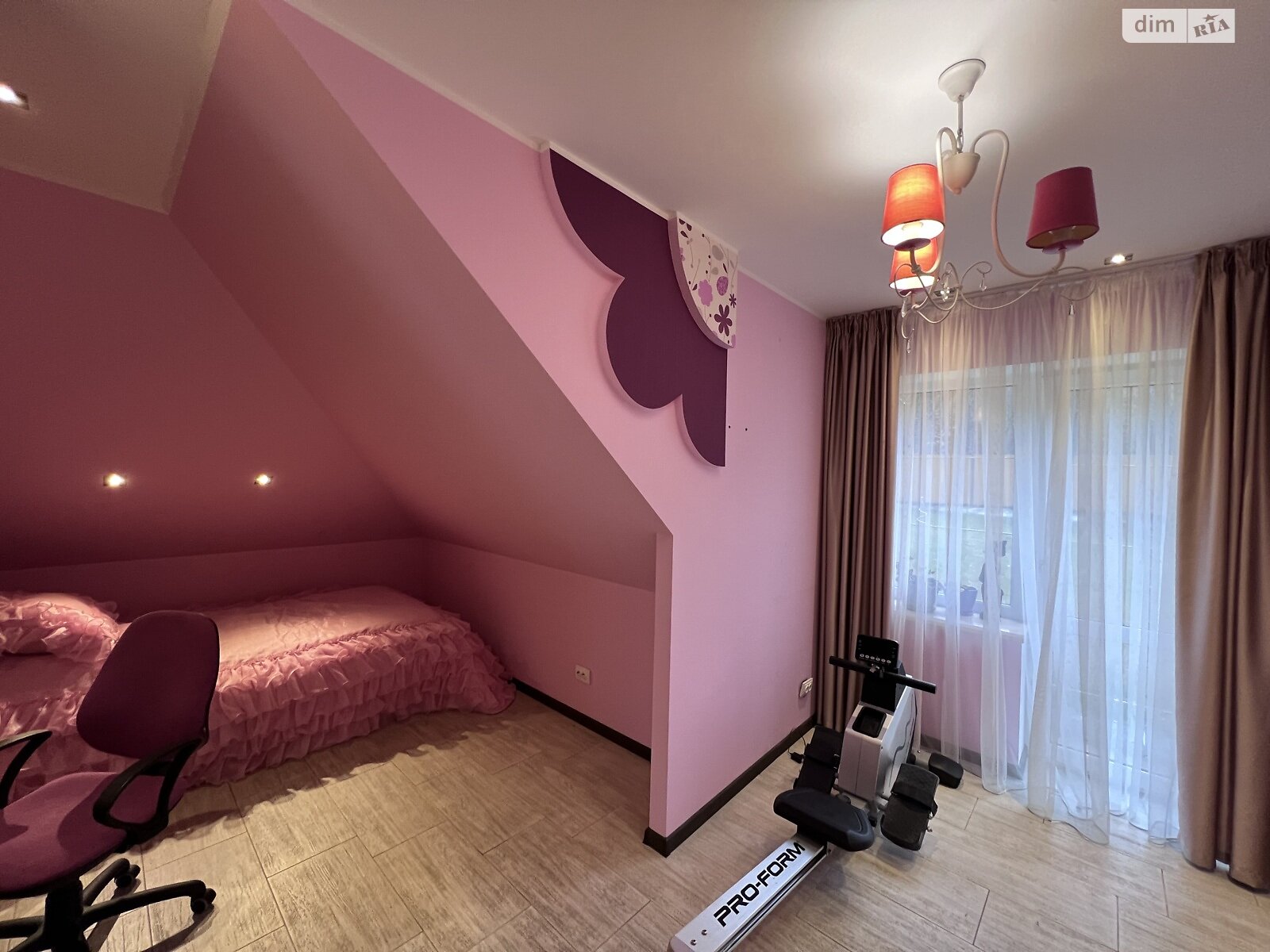 двоповерховий будинок з гаражем, 291.7 кв. м, цегла. Продаж у Лісниках фото 1 двоповерховий будинок з гаражем, 291.7 кв. м, цегла. Продаж у Лісниках фото 1