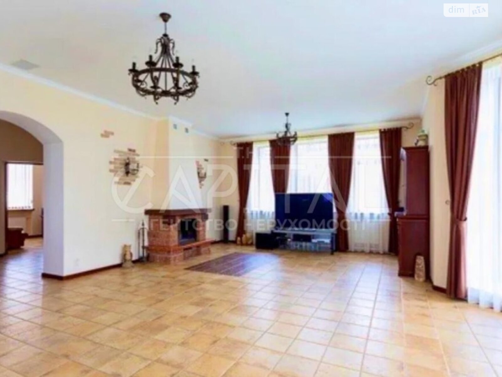 триповерховий будинок, 550 кв. м, цегла. Продаж у Лісниках фото 1 триповерховий будинок, 550 кв. м, цегла. Продаж у Лісниках фото 1