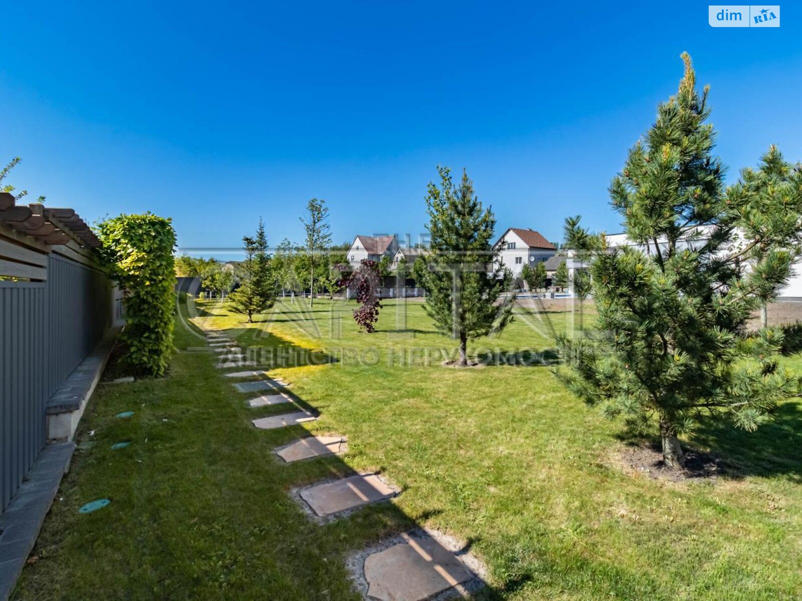 одноповерховий будинок з гаражем, 280 кв. м, кирпич. Продаж у Лісниках фото 1 одноповерховий будинок з гаражем, 280 кв. м, кирпич. Продаж у Лісниках фото 1