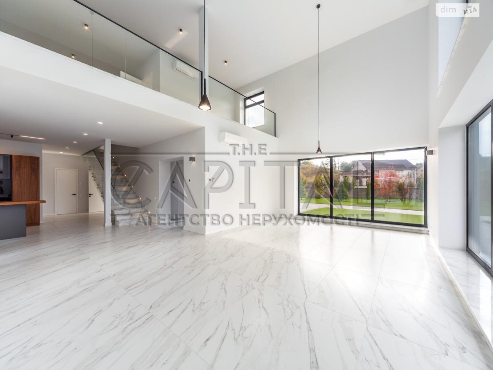 двухэтажный дом с гаражом, 340 кв. м, кирпич. Продажа в Лесниках фото 1 двухэтажный дом с гаражом, 340 кв. м, кирпич. Продажа в Лесниках фото 1