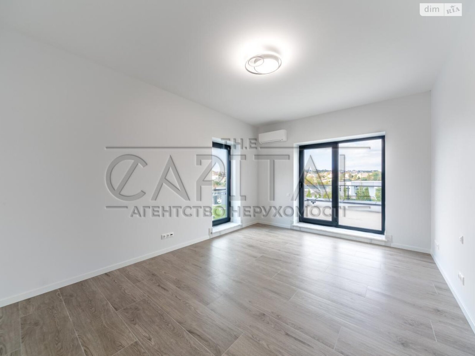 двухэтажный дом с гаражом, 340 кв. м, кирпич. Продажа в Лесниках фото 1 двухэтажный дом с гаражом, 340 кв. м, кирпич. Продажа в Лесниках фото 1